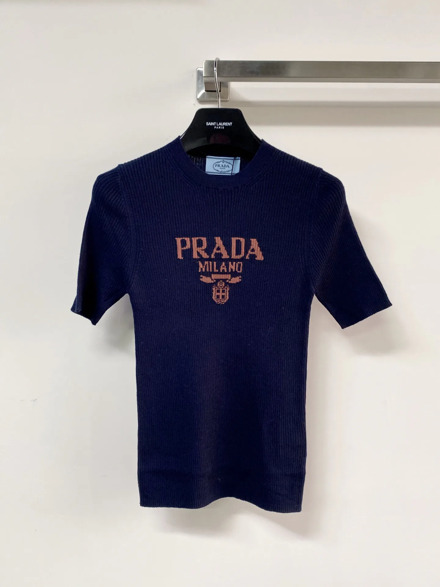 Футболки Женские Prada 11946195
