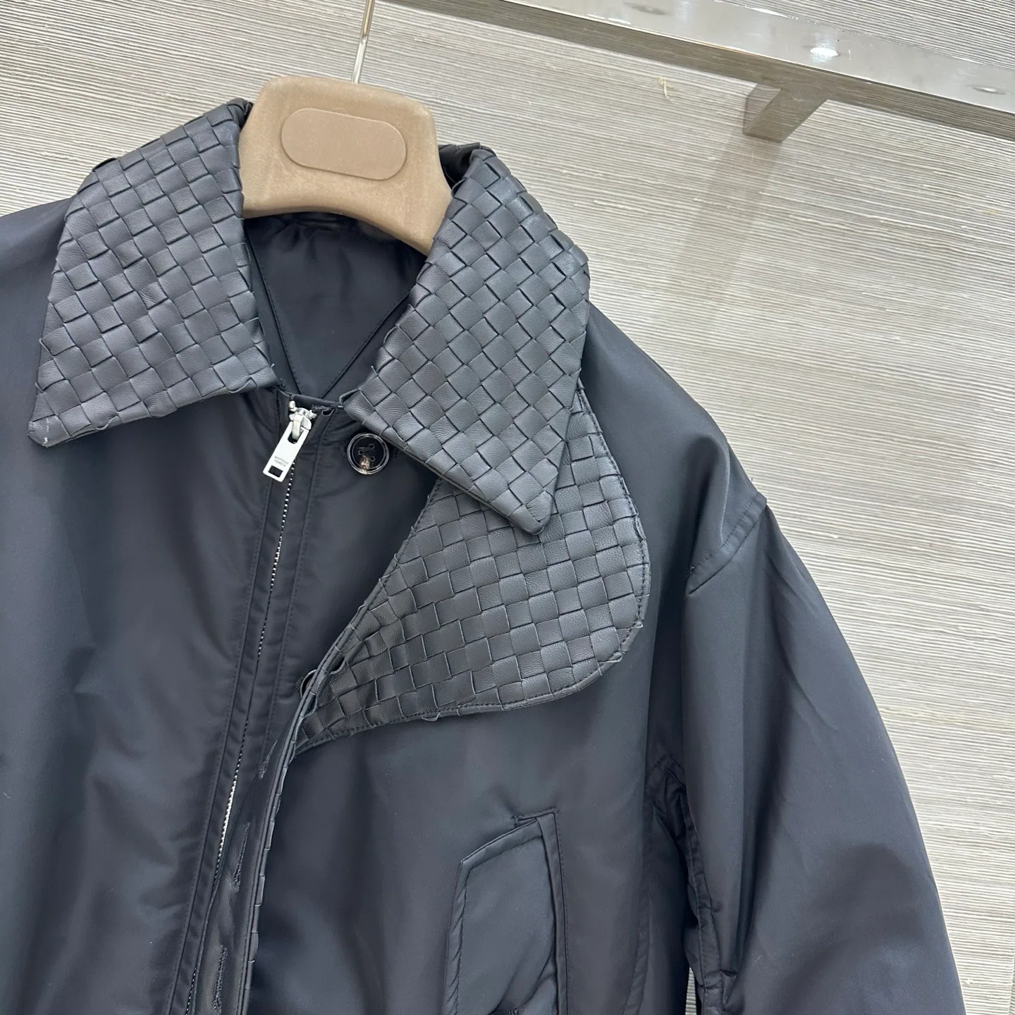 Куртки И Пуховики Женские Bottega Veneta 18311292