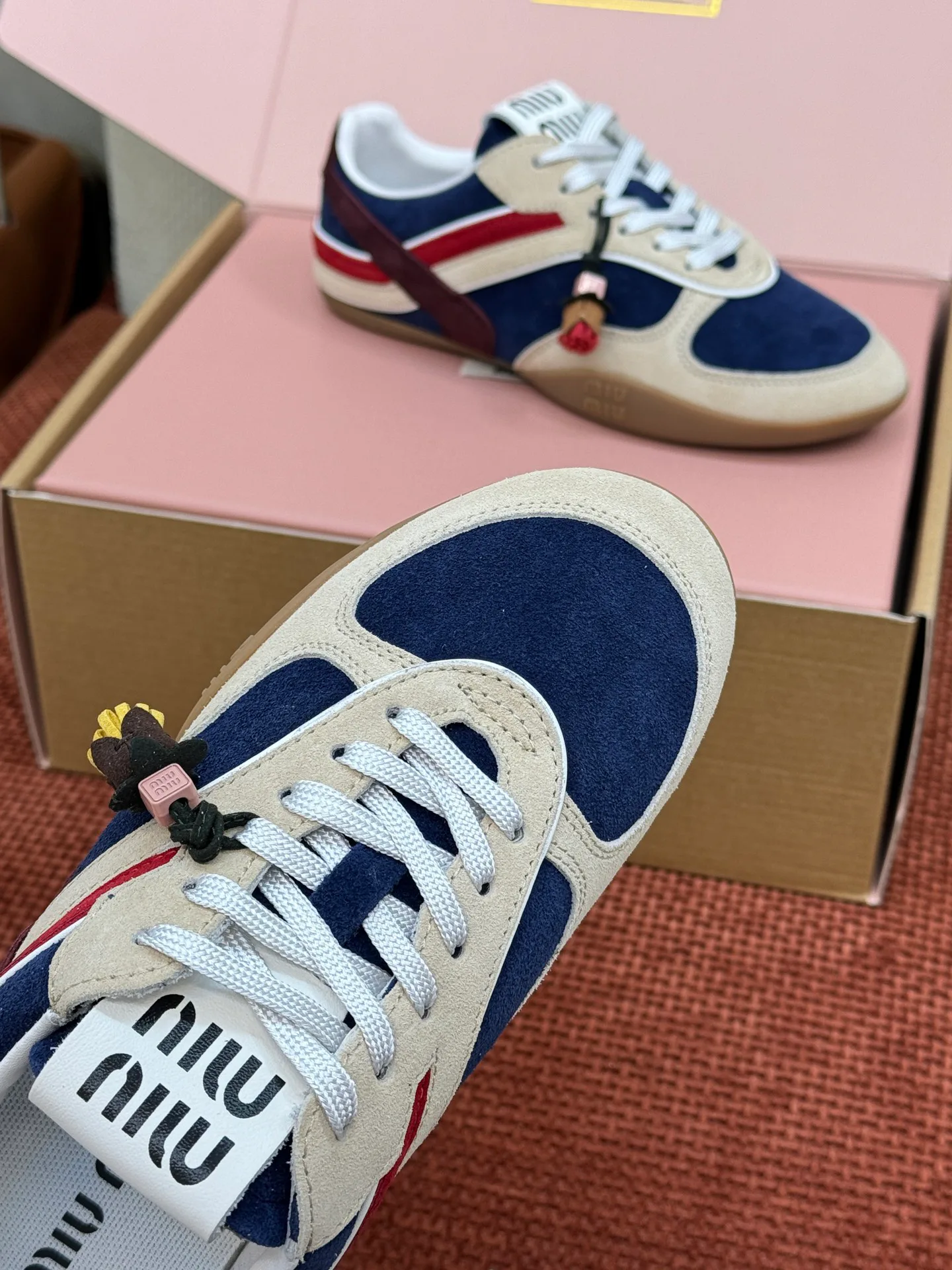 Кроссовки Женские Miu Miu 18291151