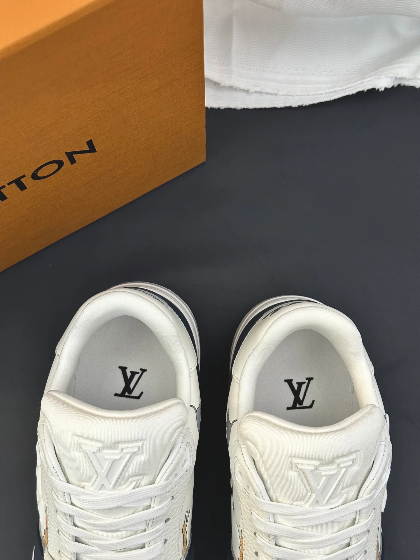 Кроссовки Мужские Louis Vuitton 1801562