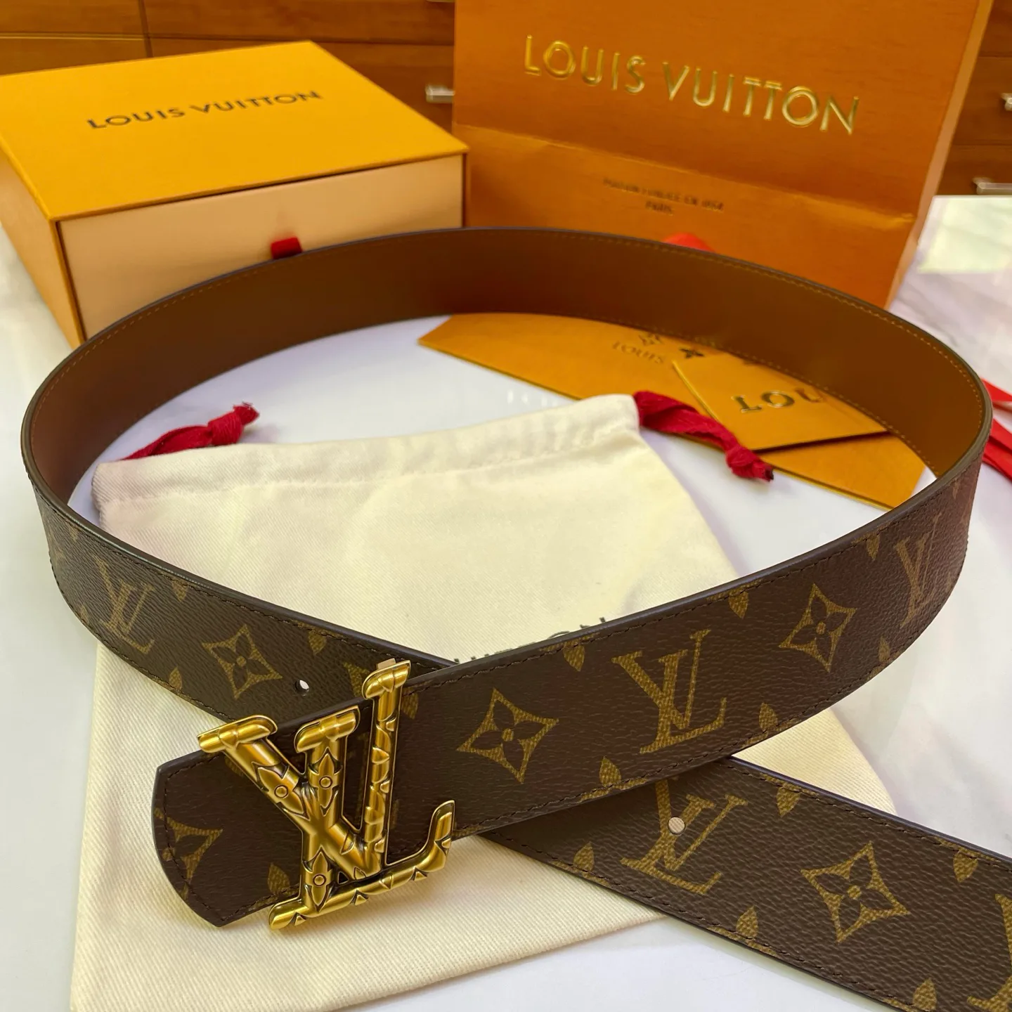 Ремни Louis Vuitton 11406578