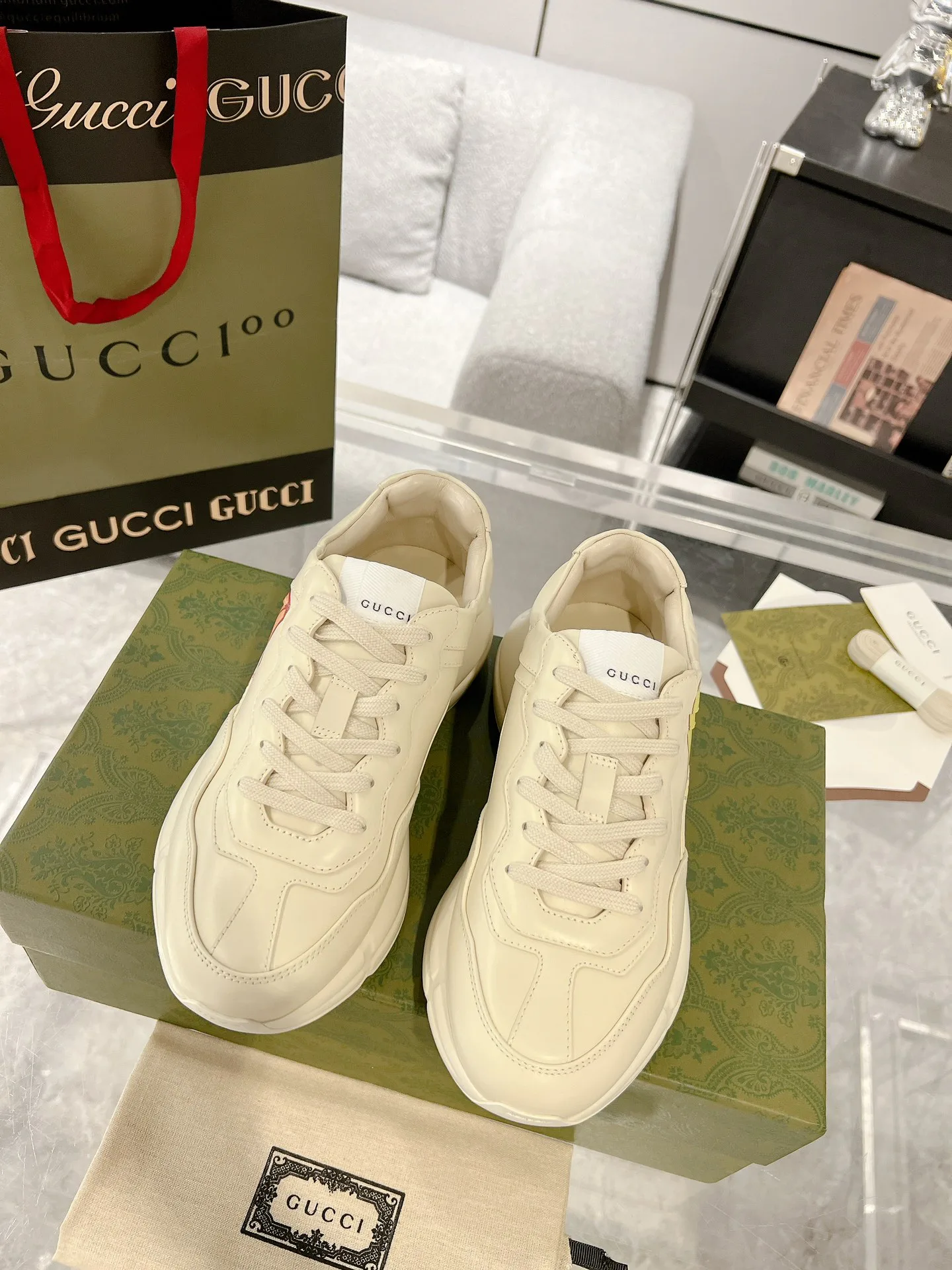 Кроссовки Женские Gucci 173909