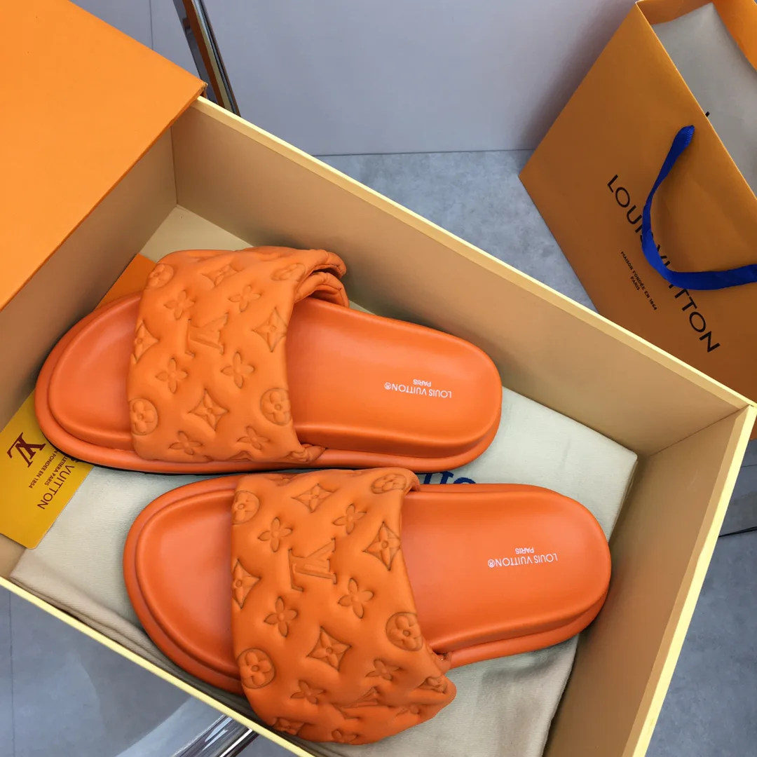 Шлепанцы Женские Louis Vuitton 26320