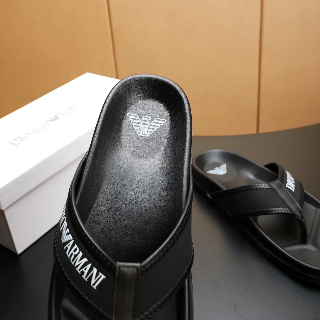 Шлепанцы Женские Armani 17037952
