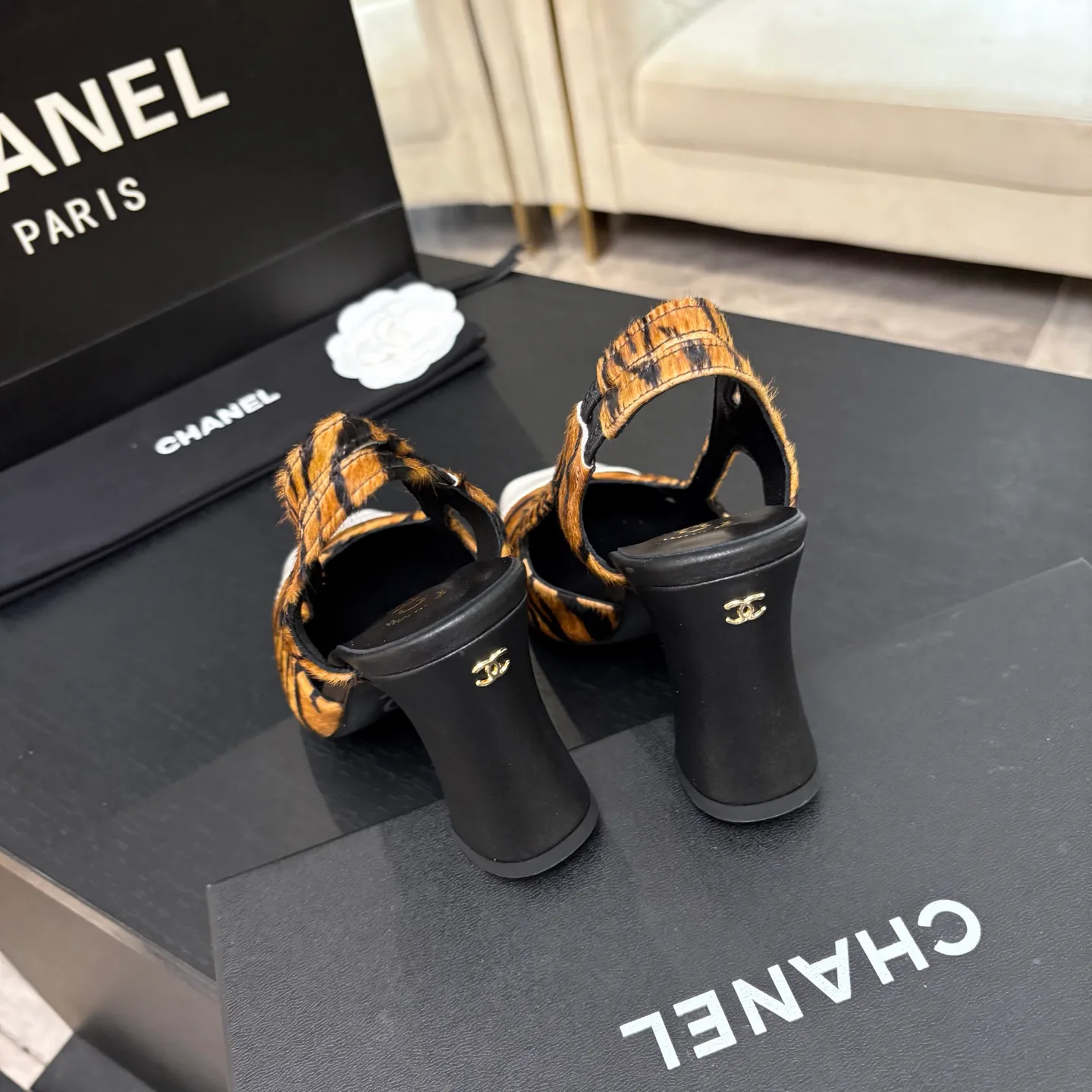 Туфли Женские Chanel 19633750