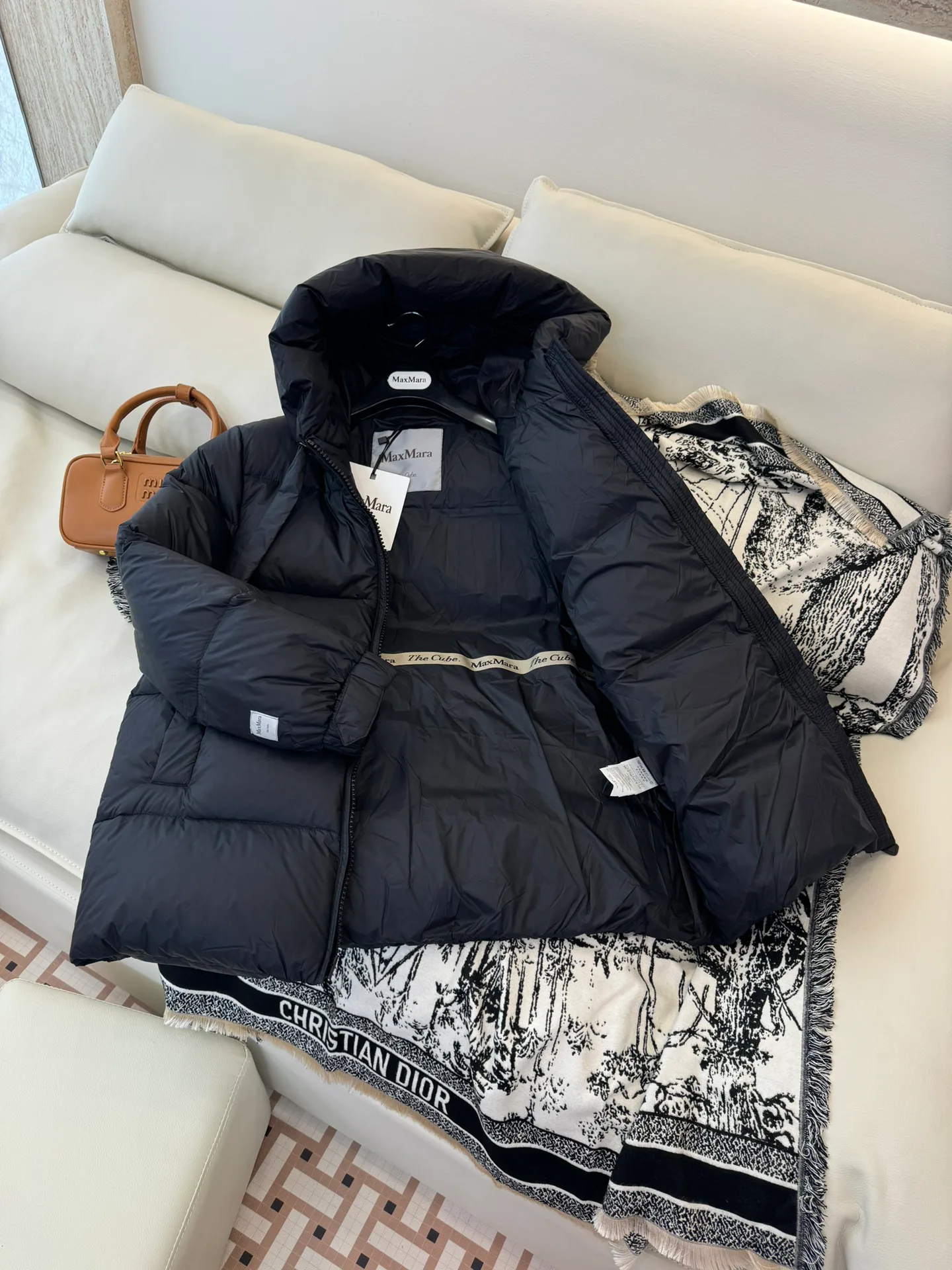 Куртки И Пуховики Женские Max Mara 18043390