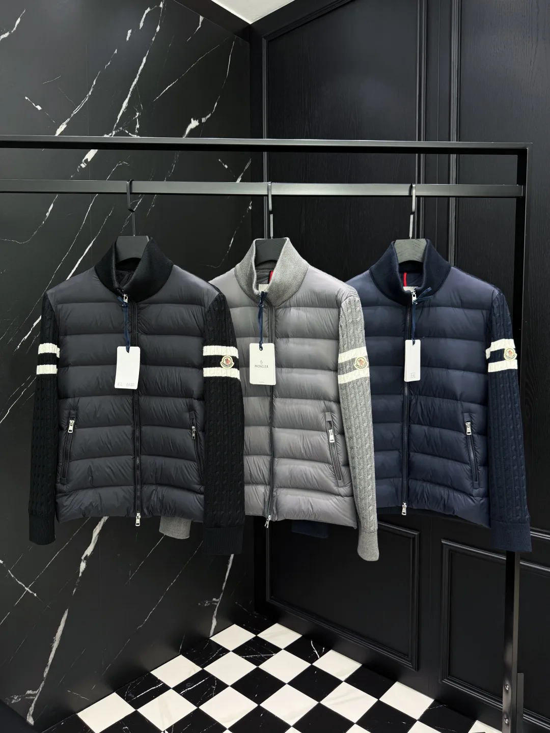 Куртки И Пуховики Мужские Moncler 1211870