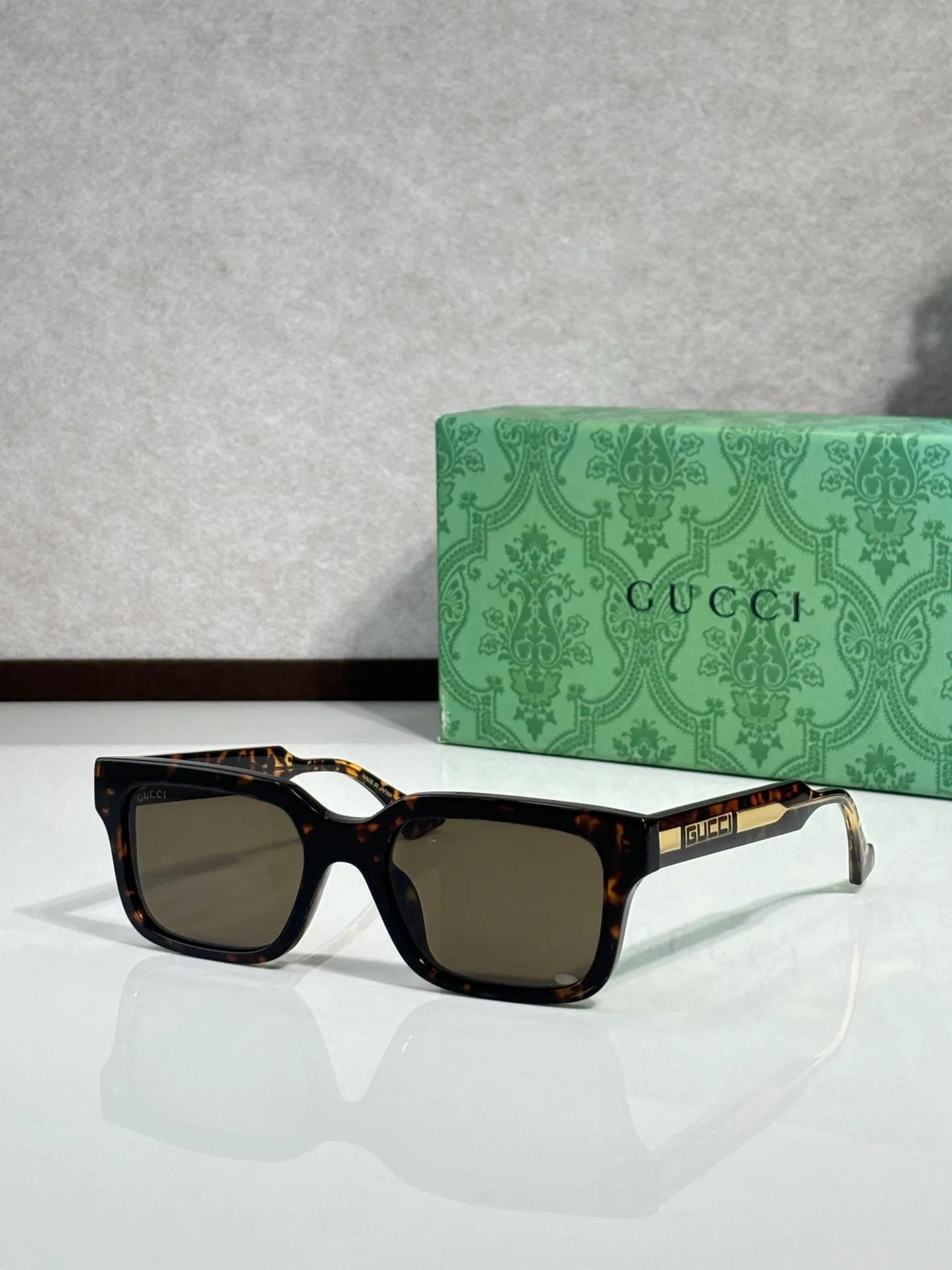 Очки Gucci 770075