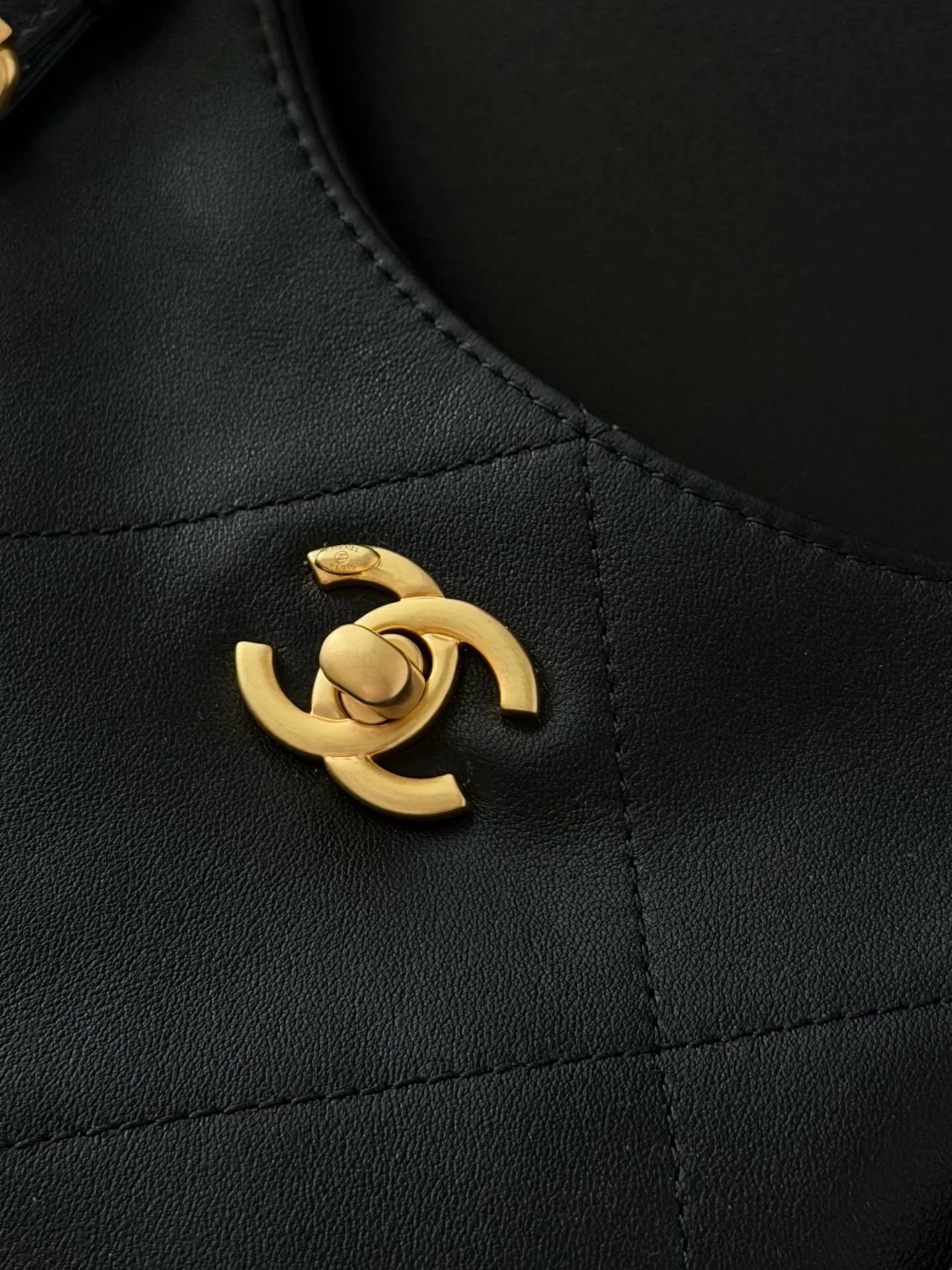 Классические Сумки Женские Chanel 18004450