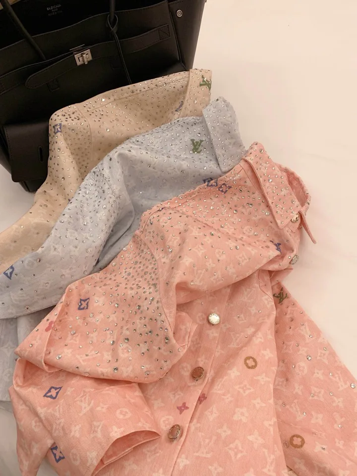 Куртки Женские Louis Vuitton 10919