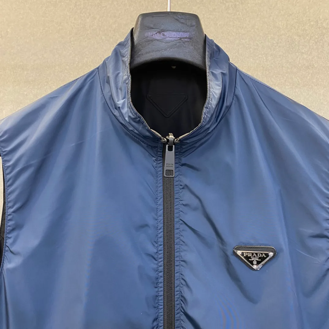 Жилеты Мужские Prada 11193223