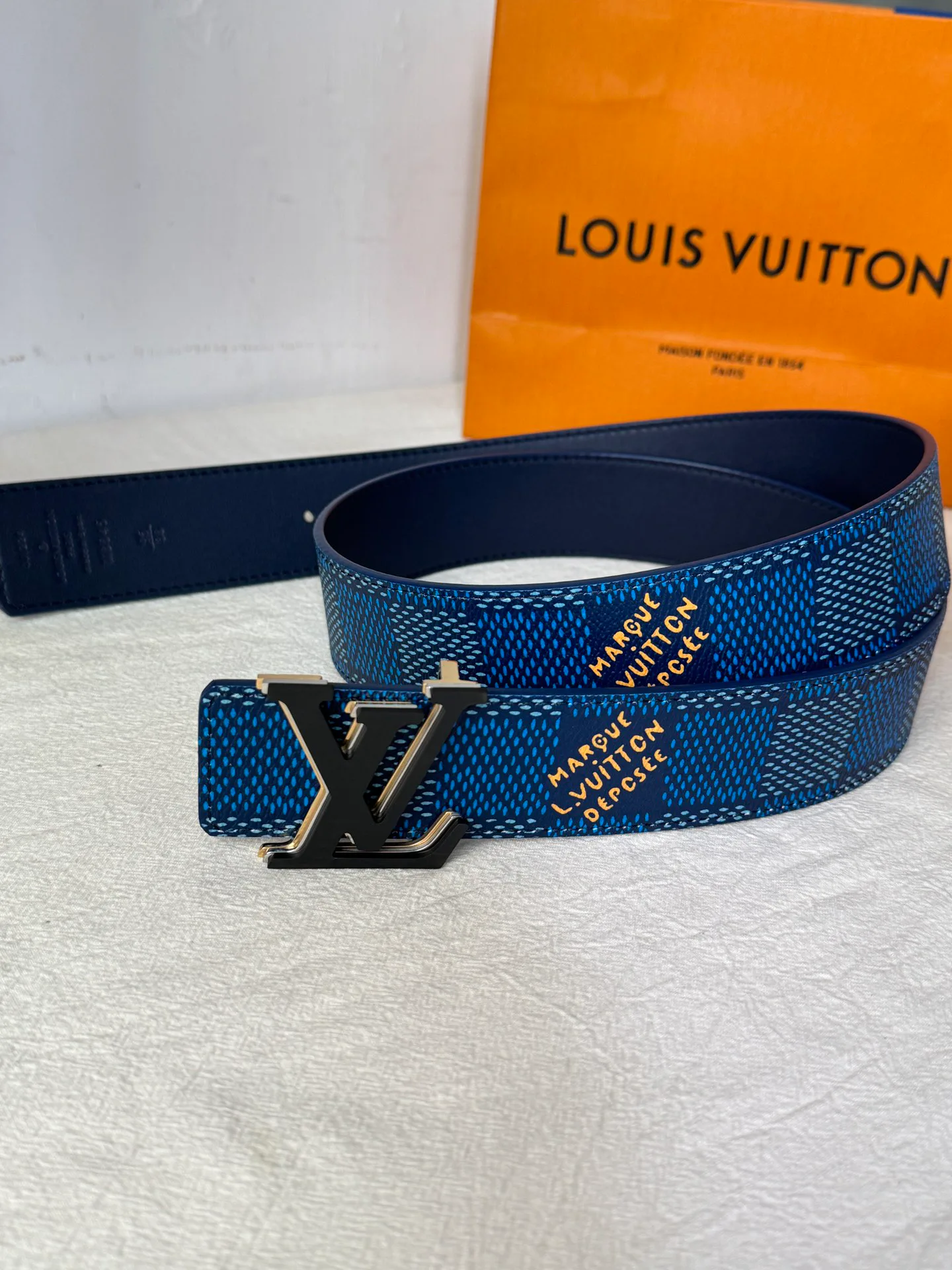 Поясные Сумки Женские Louis Vuitton 1390795