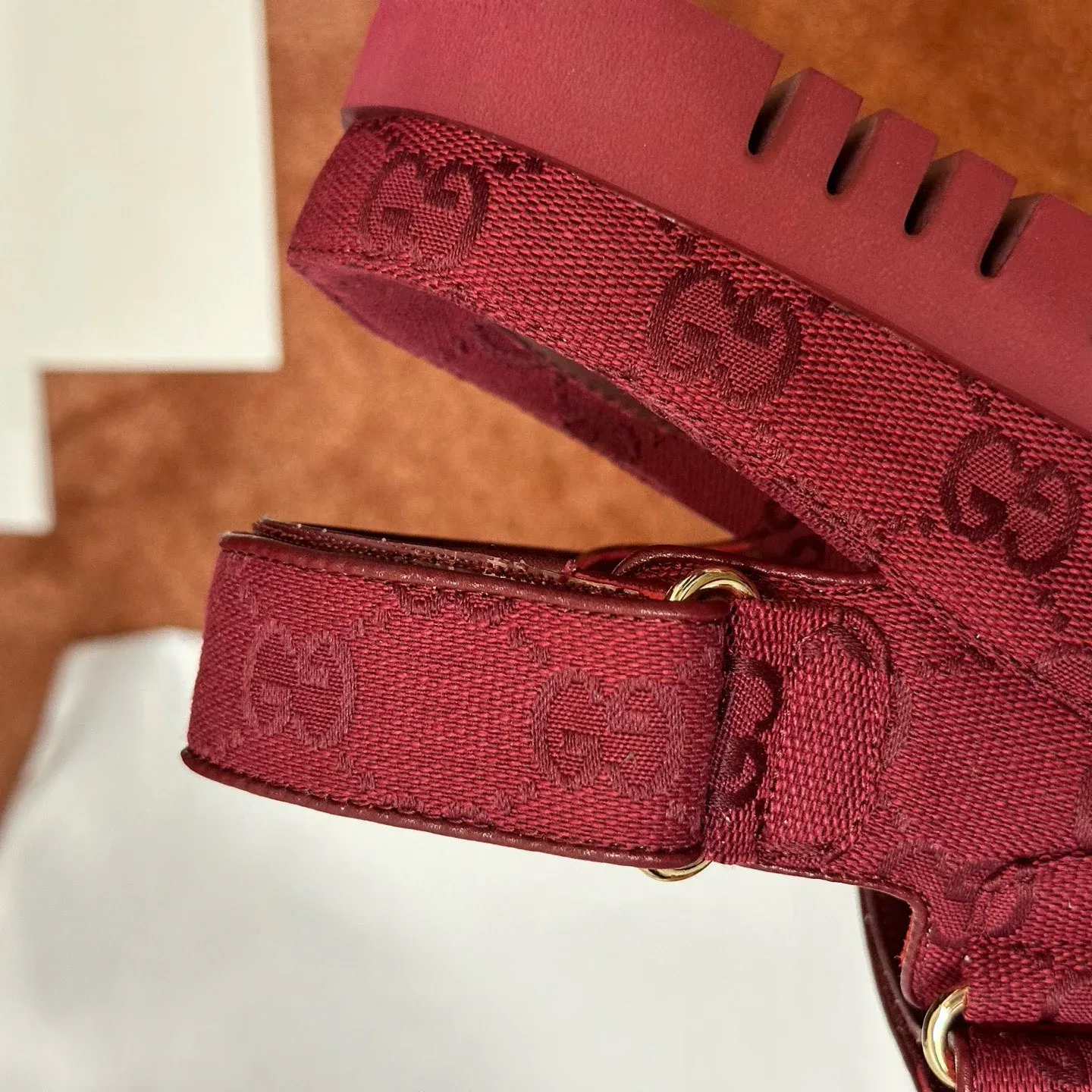 Сандалии Женские Gucci 24638