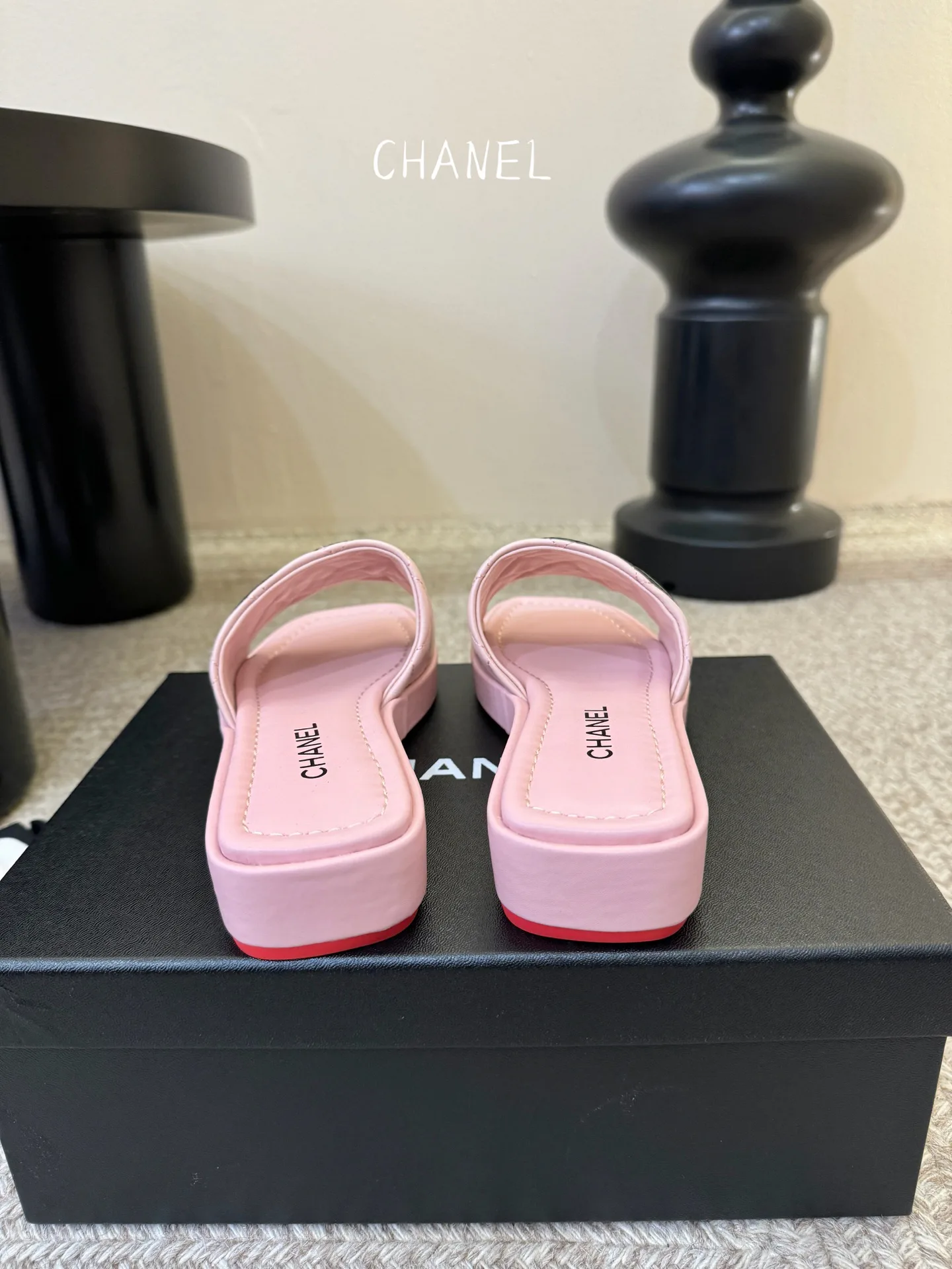 Шлепанцы Женские Chanel 11695987