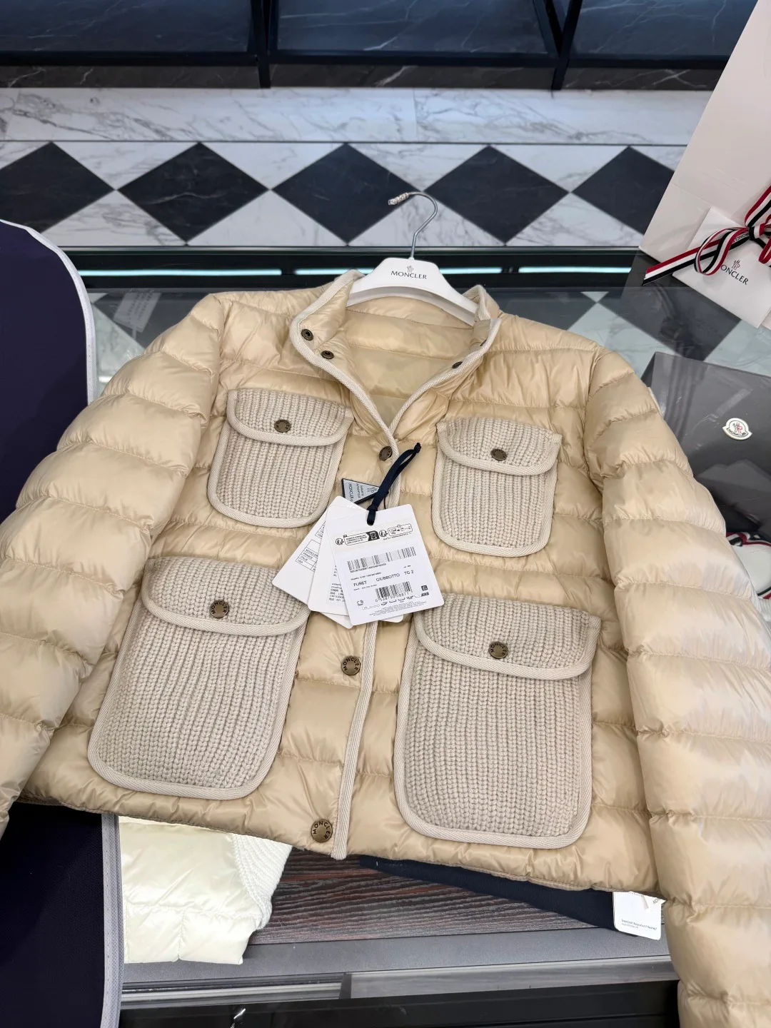 Куртки И Пуховики Женские Moncler 19964112