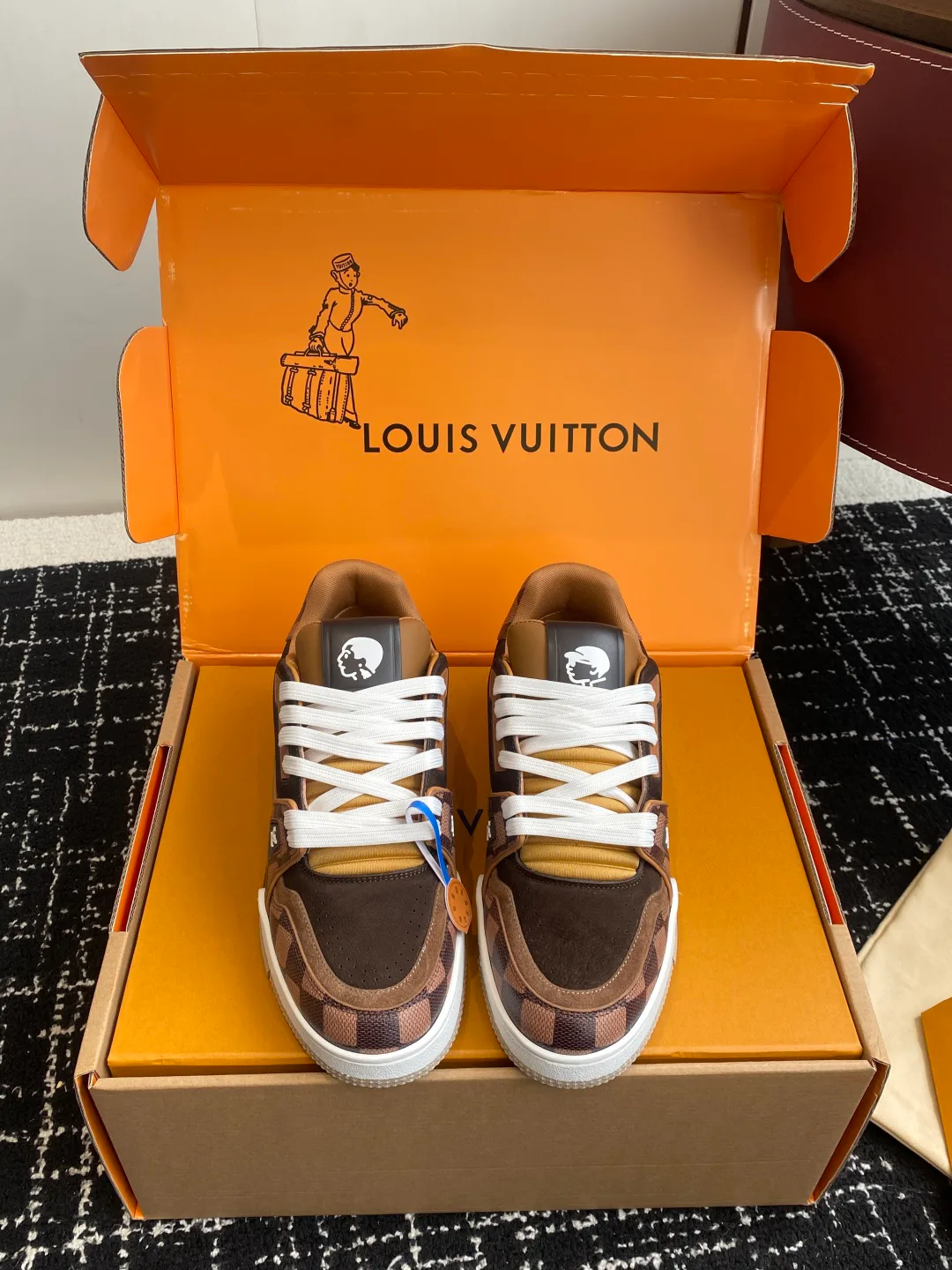 Кроссовки Женские Louis Vuitton 5790800