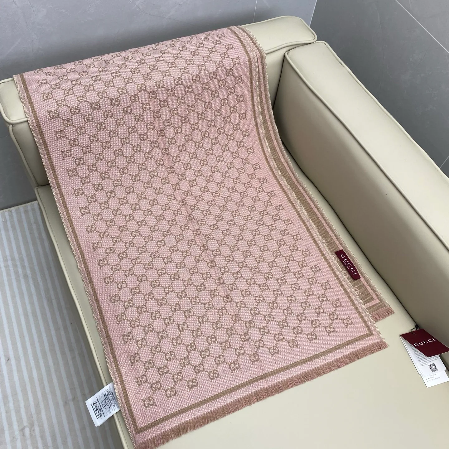 Шарфы Gucci 124016