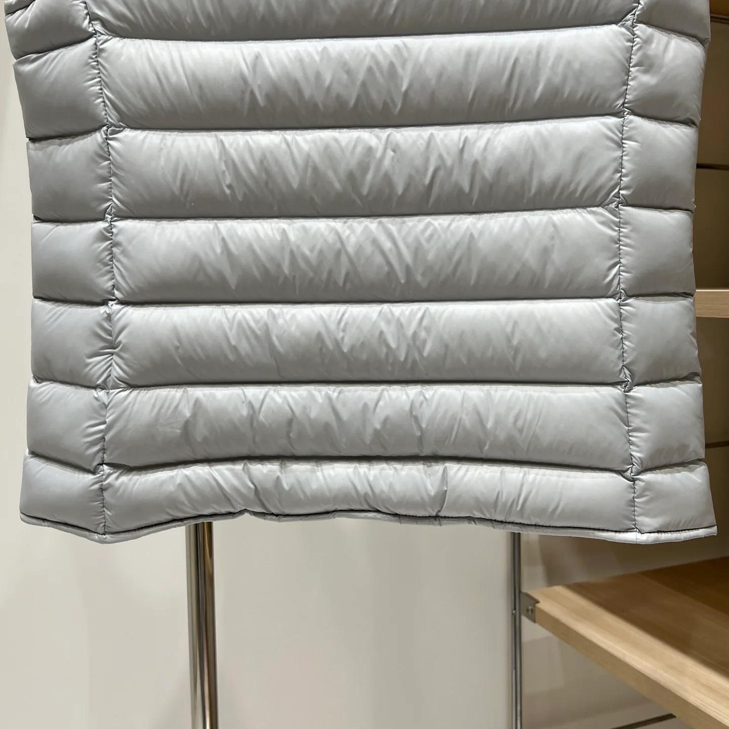 Жилеты Женские Moncler 18110908