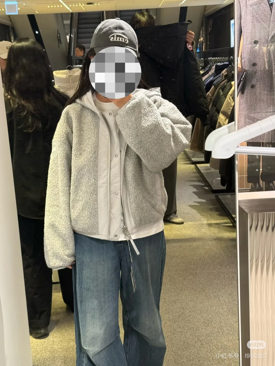 Куртки И Пуховики Женские Canada Goose 300367