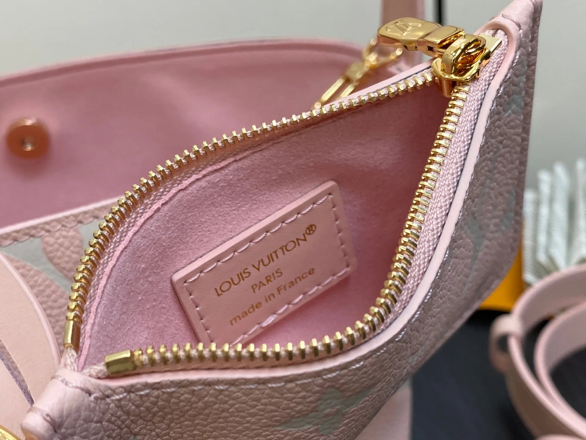 Сумки На Ремне Женские Louis Vuitton 10980