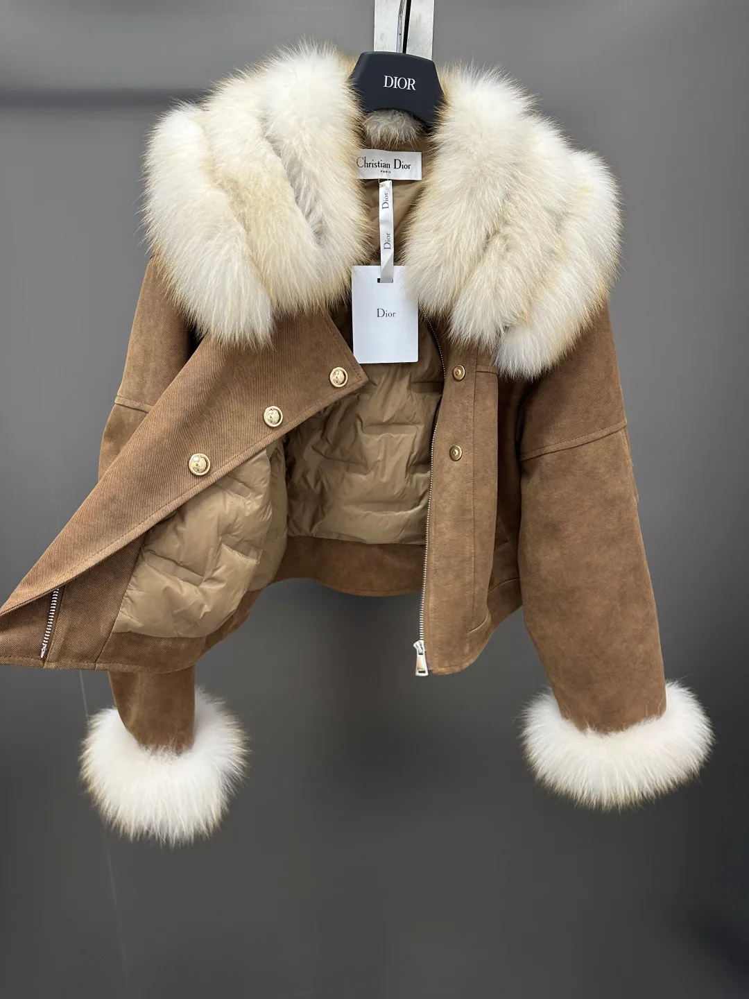 Куртки И Пуховики Женские Christian Dior 18702432