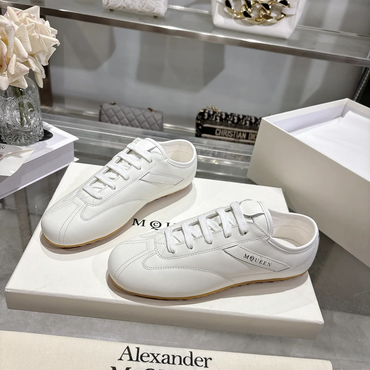 Кроссовки Женские Alexander Mcqueen 12208660