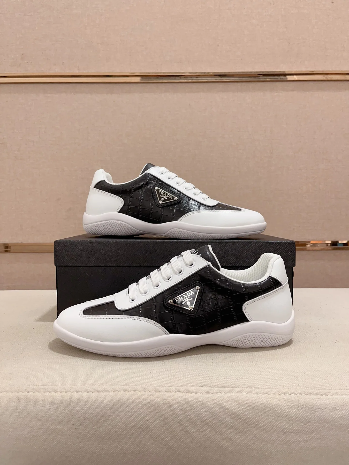 Кроссовки Мужские Prada 1062375