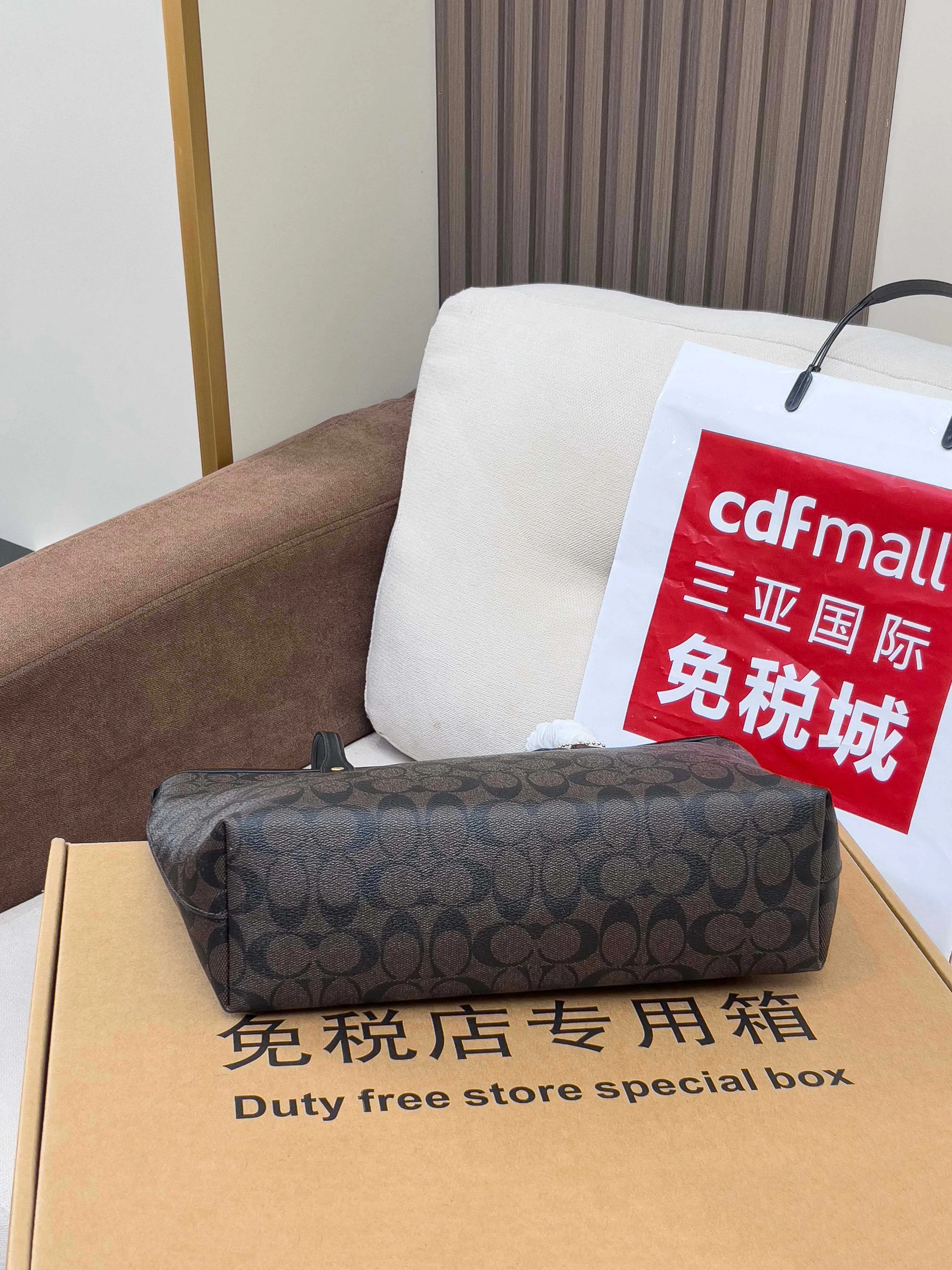 Классические Сумки Женские Coach 12116477