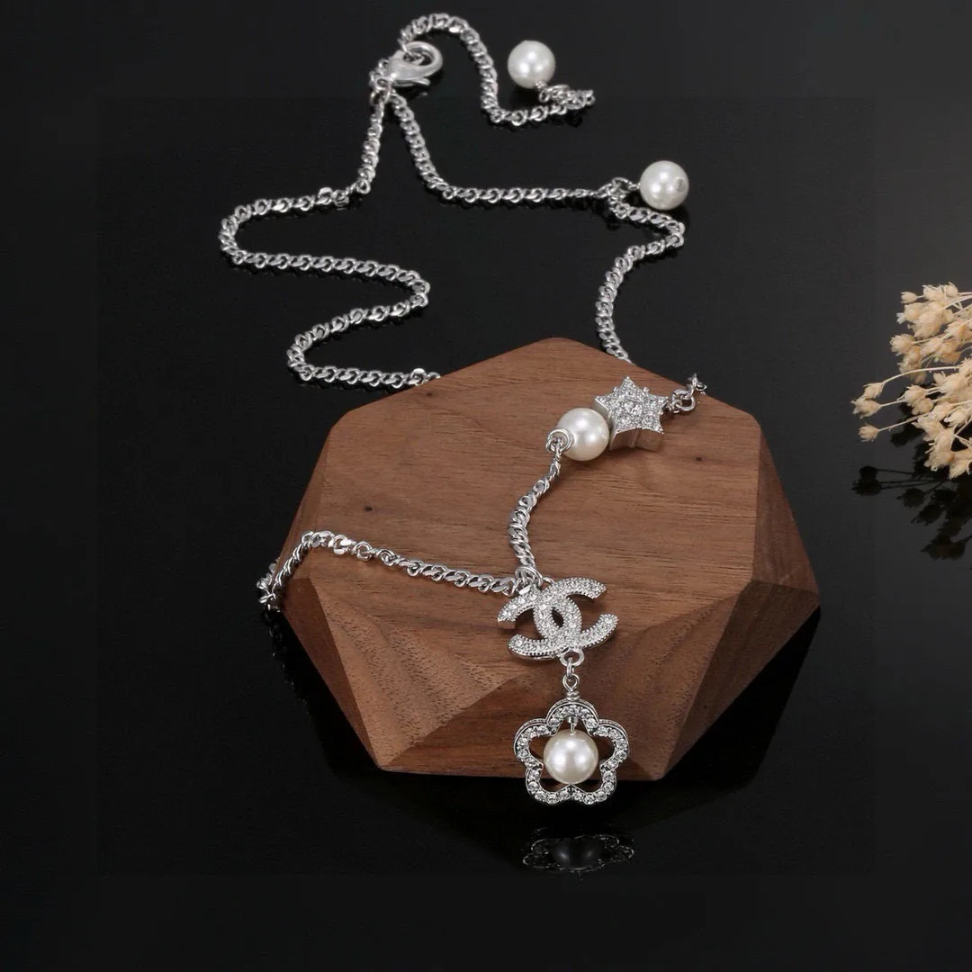 Бижутерия Chanel 11689