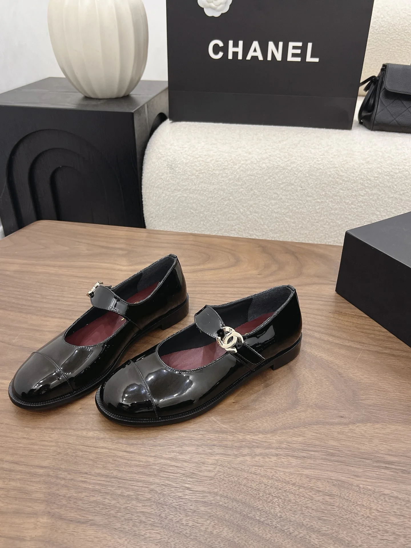 Туфли Женские Chanel 17342633