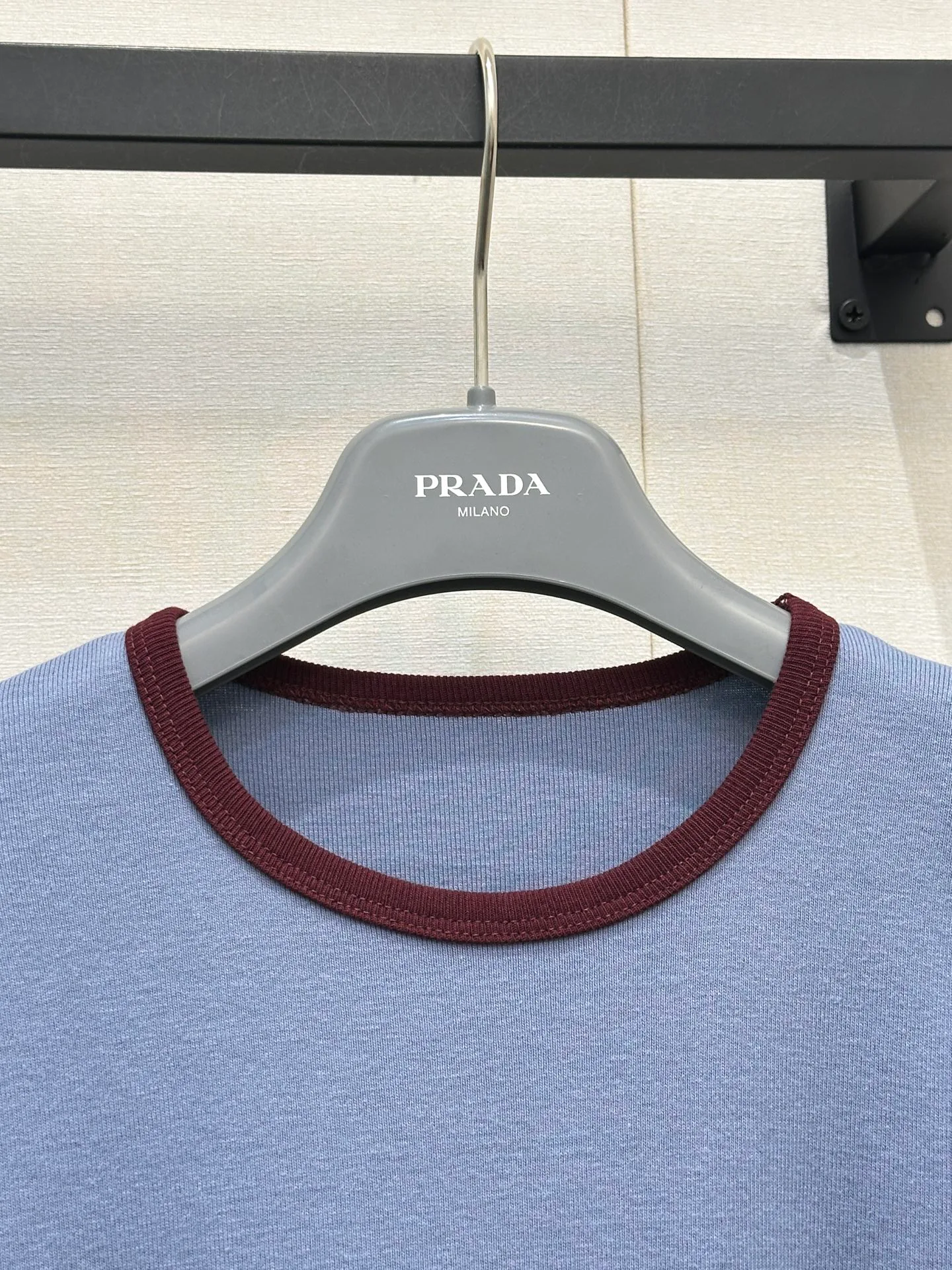 Футболки Женские Prada 11943381