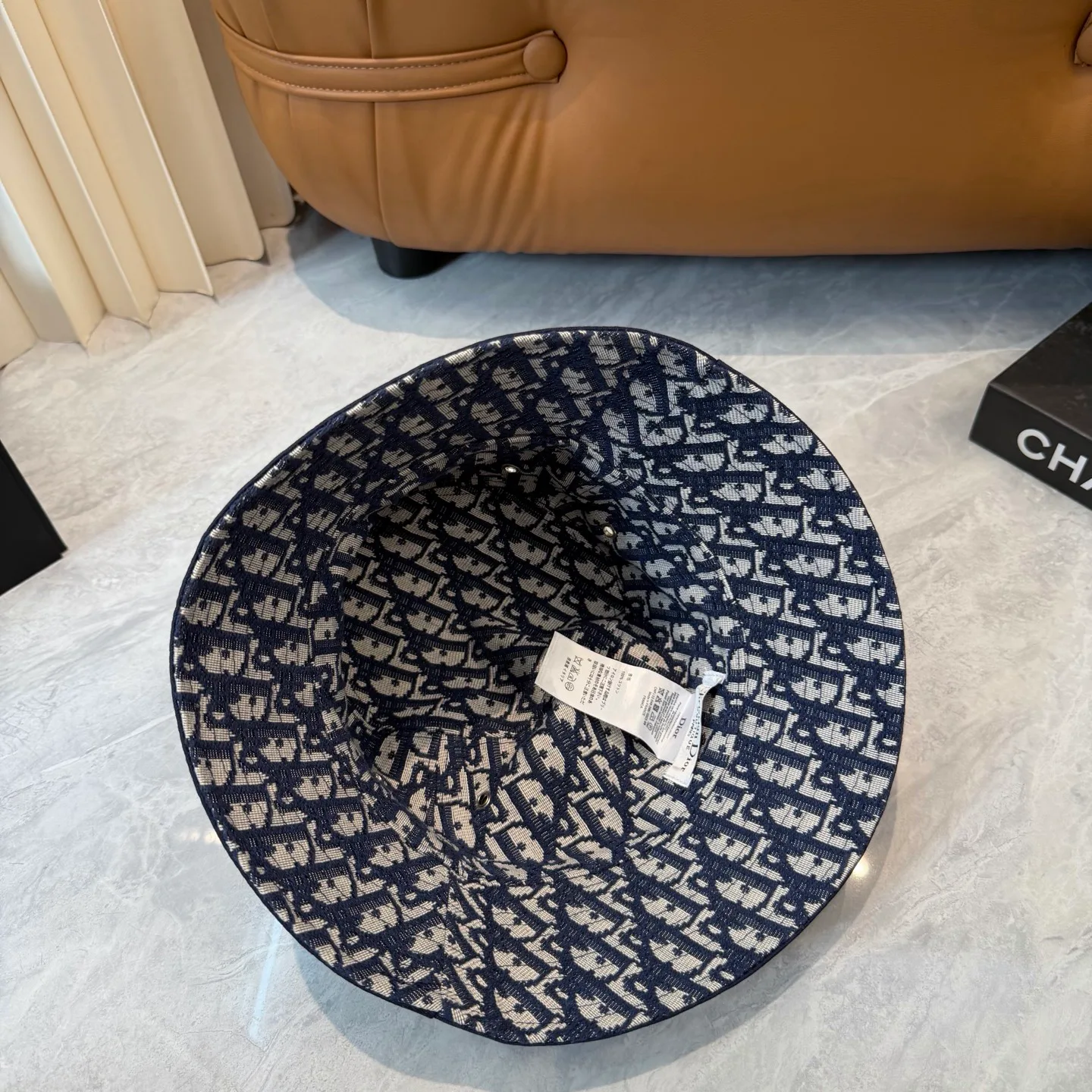 Головные Уборы Christian Dior 13294364