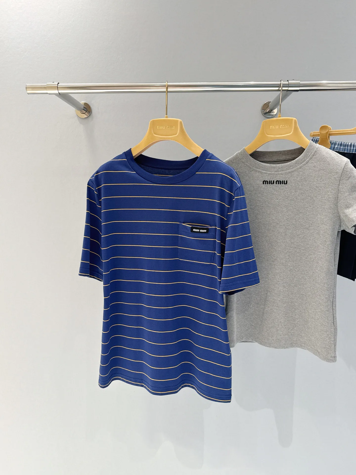 Футболки Женские Miu Miu 26510