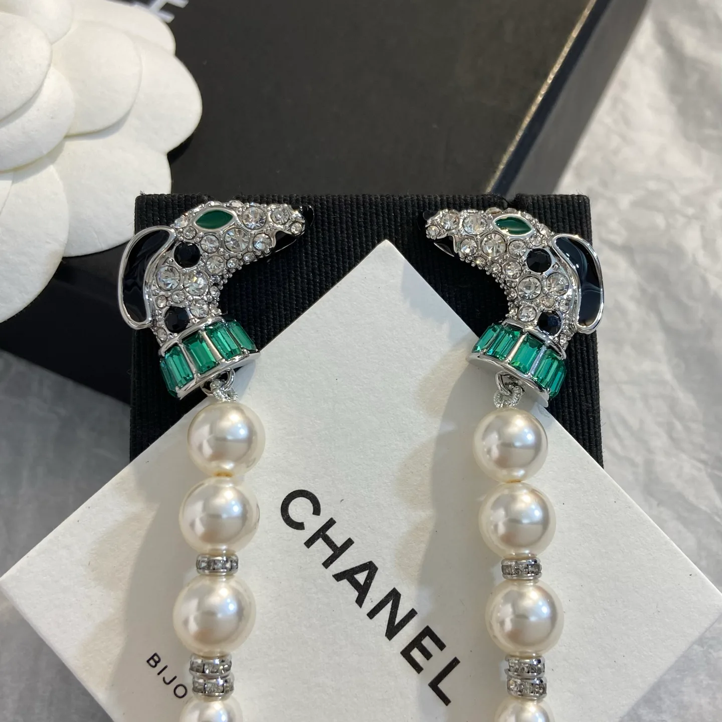 Бижутерия Chanel 17801799