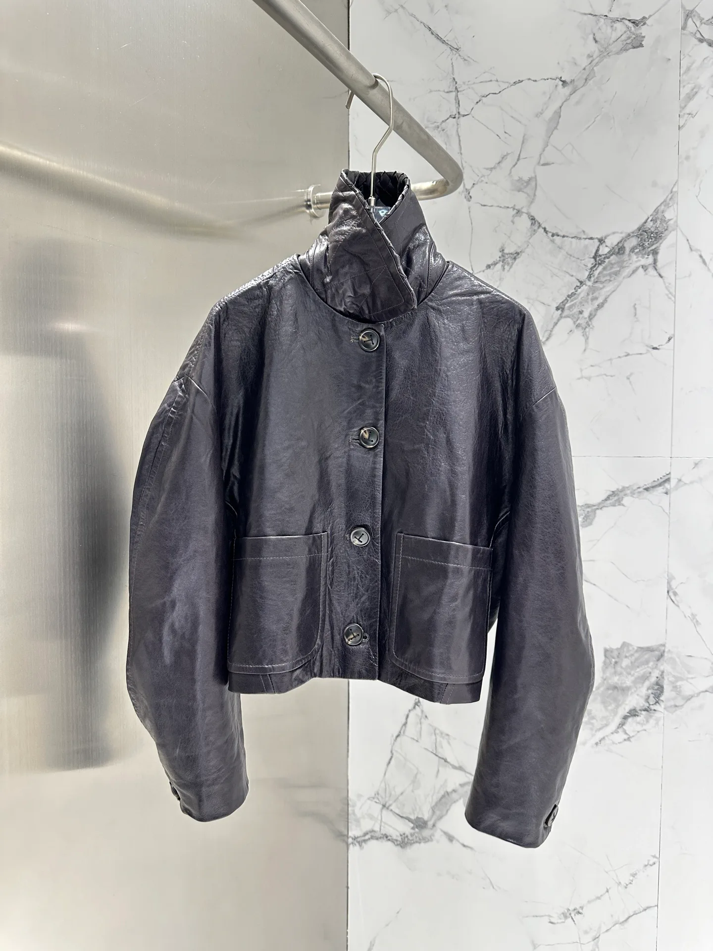Кожаные Куртки И Дублёнки Женские Bottega Veneta 11759372