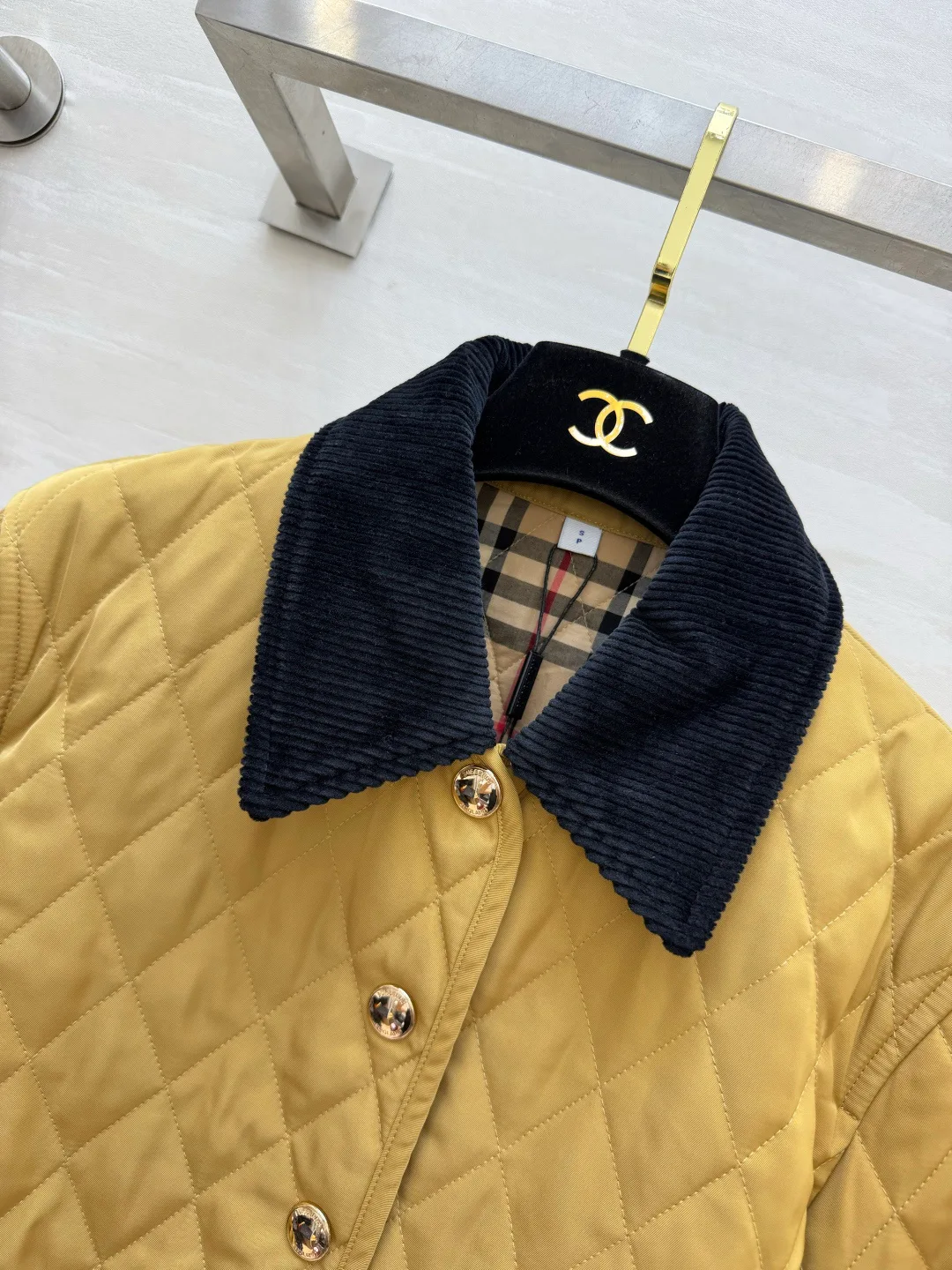 Куртки И Пуховики Женские Burberry 18478809