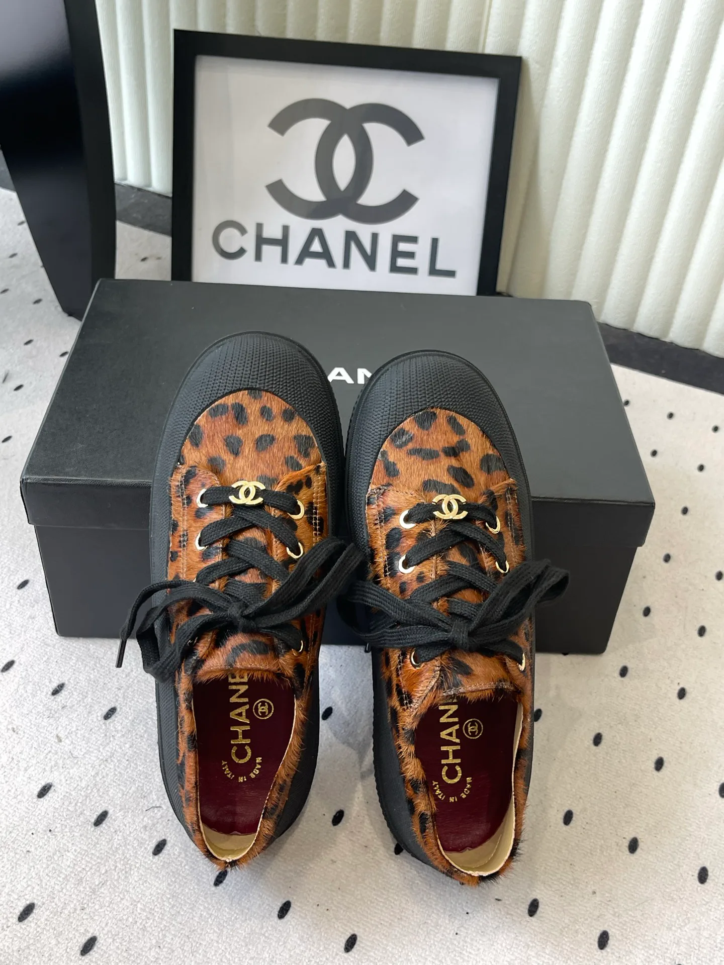 Кроссовки Женские Chanel 18069870
