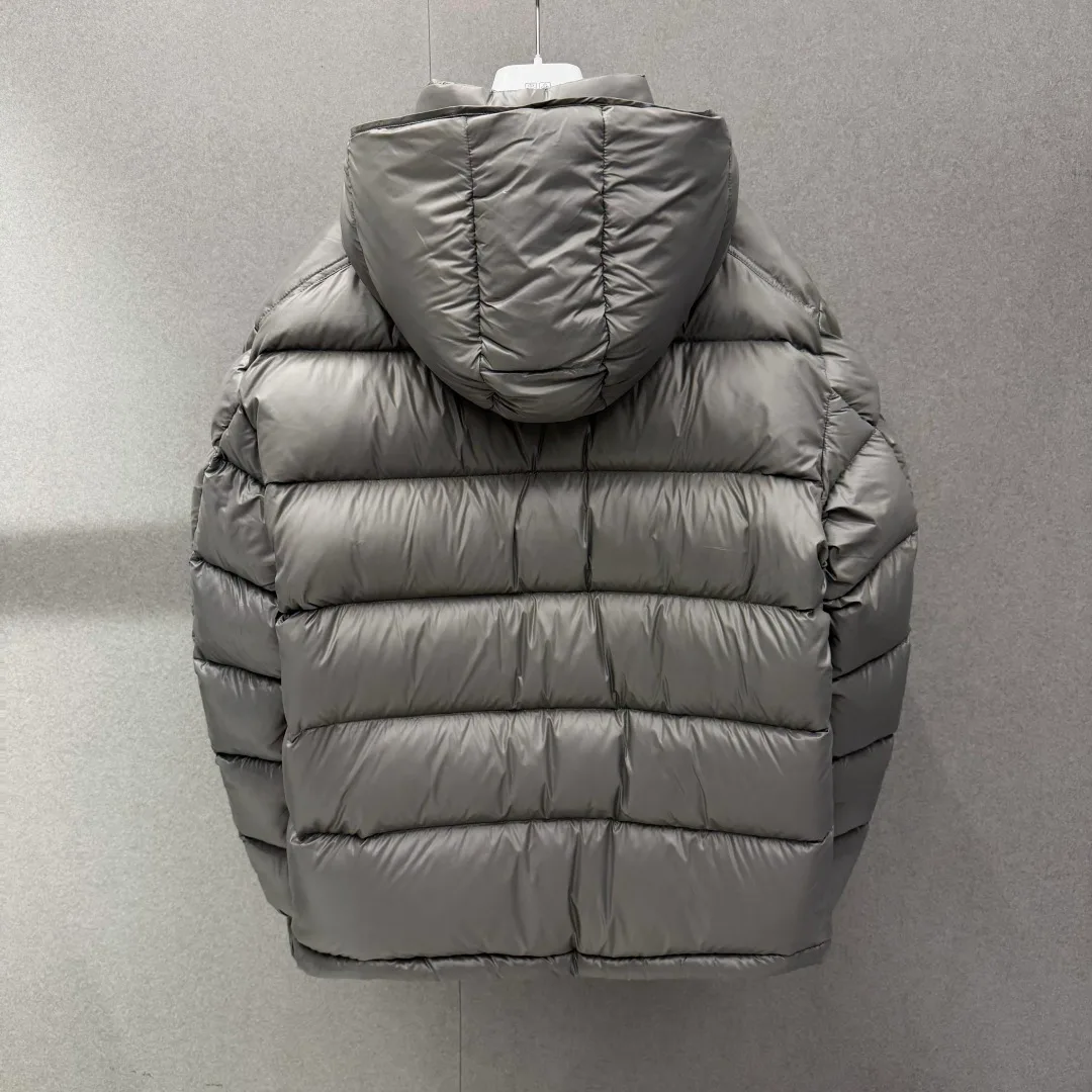 Куртки И Пуховики Мужские Moncler 17391871
