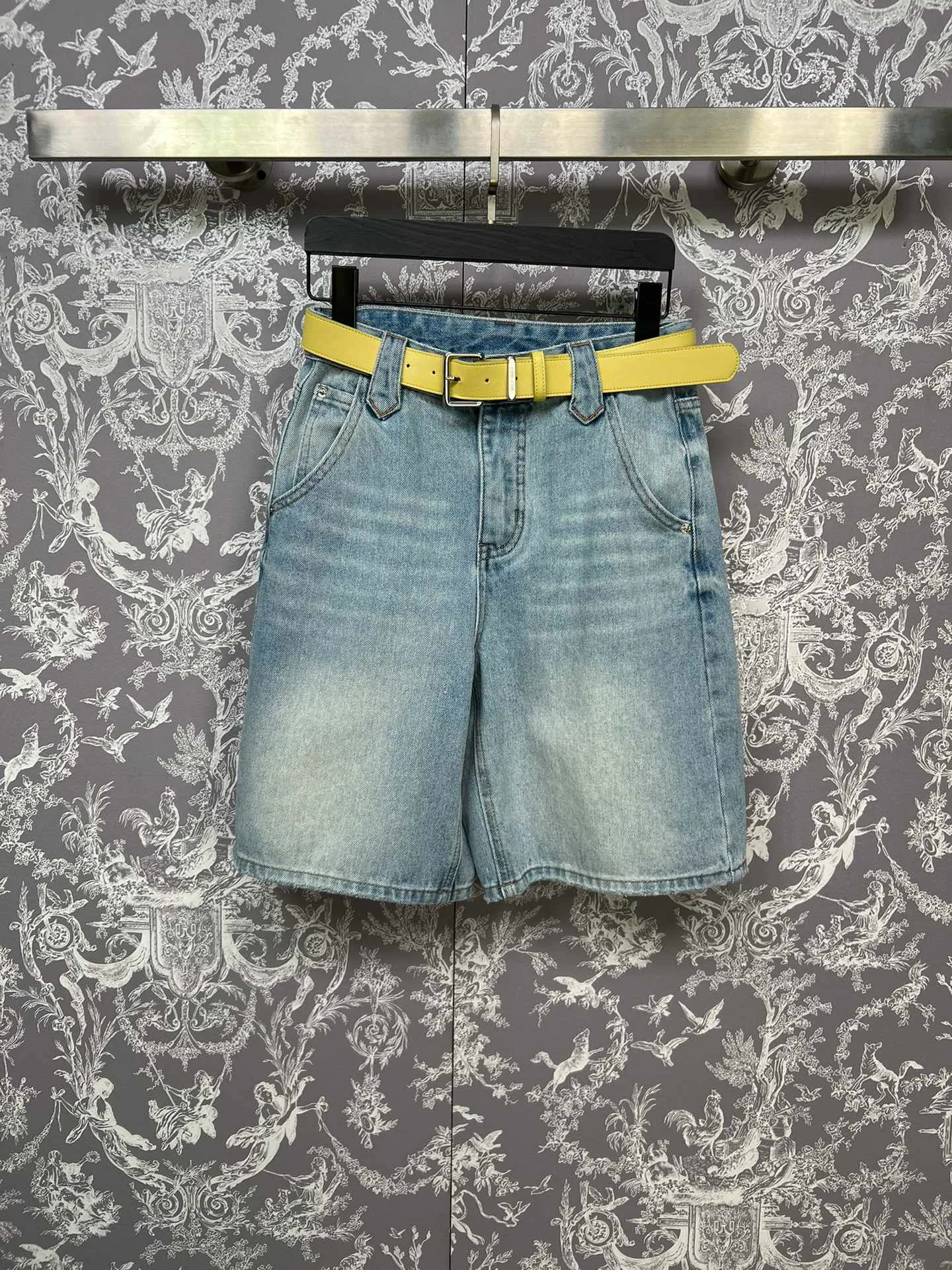 Шорты Женские Miu Miu 35391