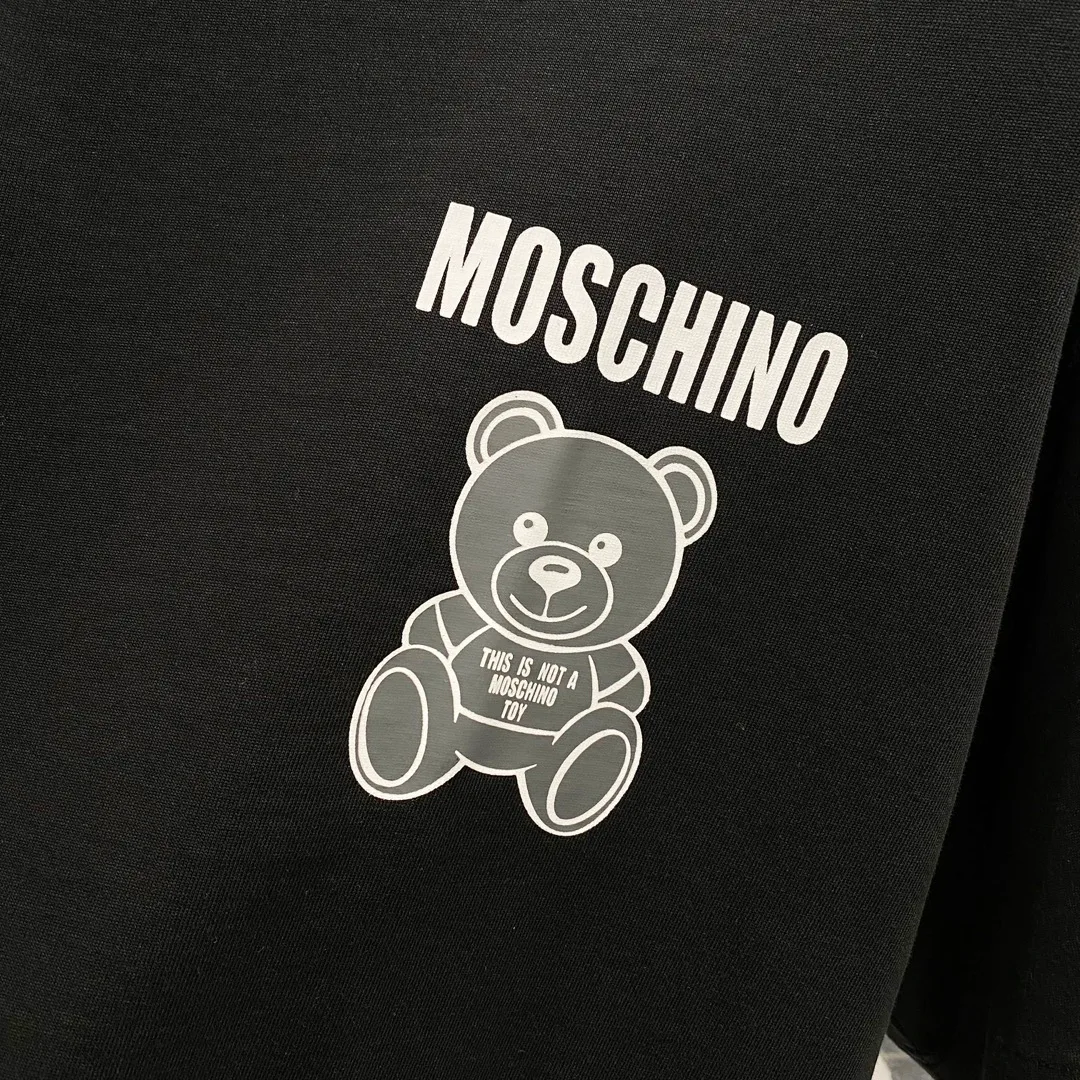 Футболки Женские Moschino 14404