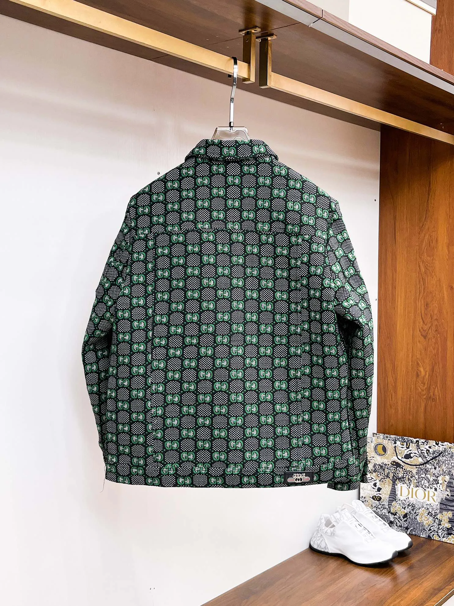 Куртки И Пуховики Мужские Gucci 18197240