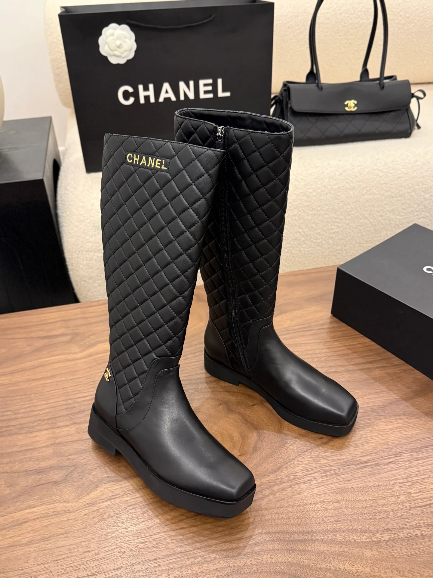 Сапоги Женские Chanel 18092655