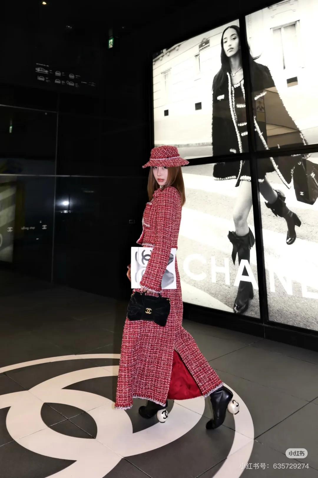 Костюмы Женские Chanel 4602473
