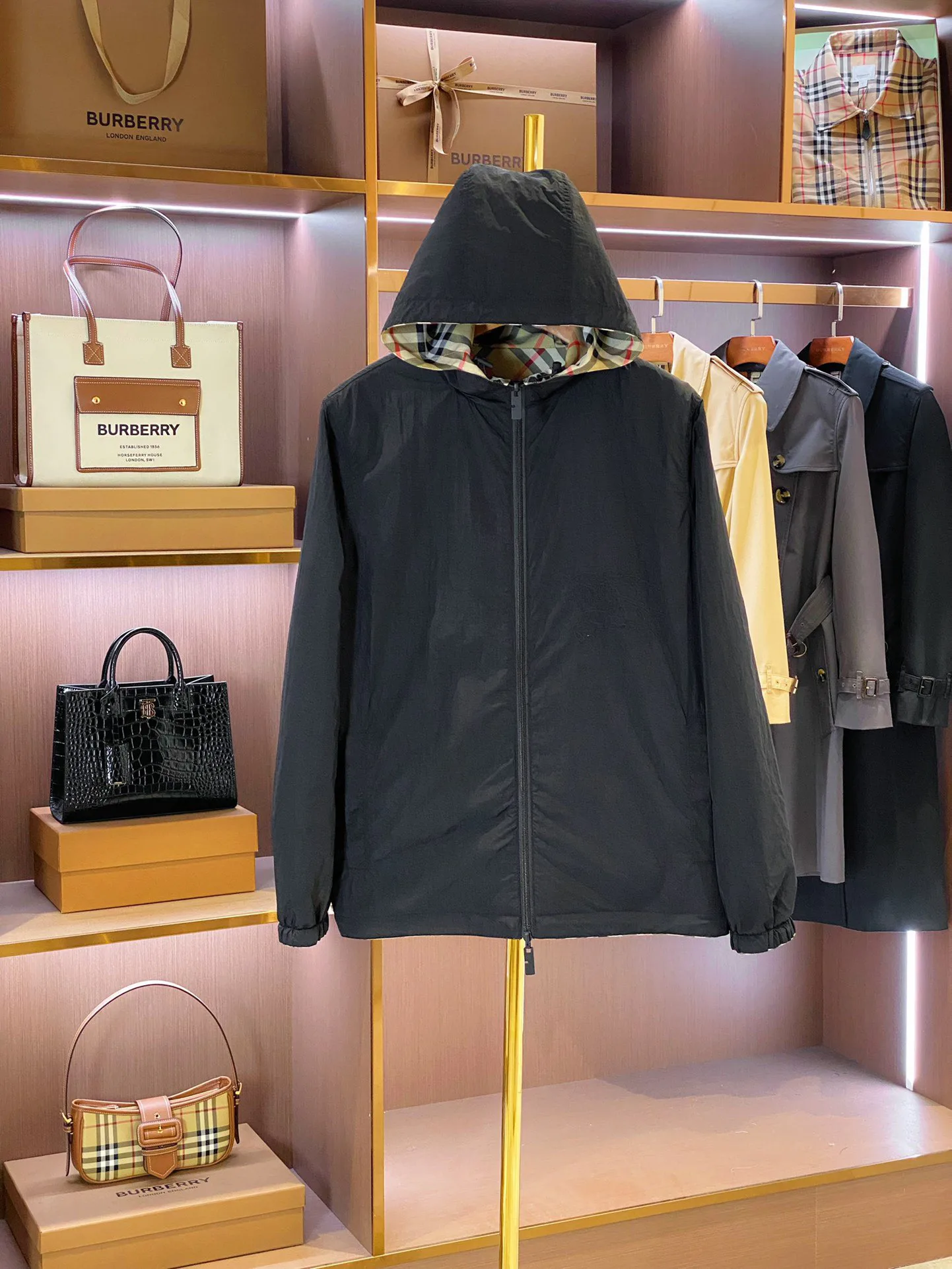 Куртки И Пуховики Мужские Burberry 5019531