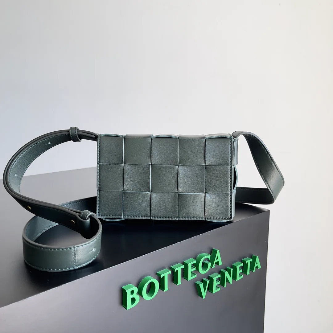 Классические Сумки Женские Bottega Veneta 17372473