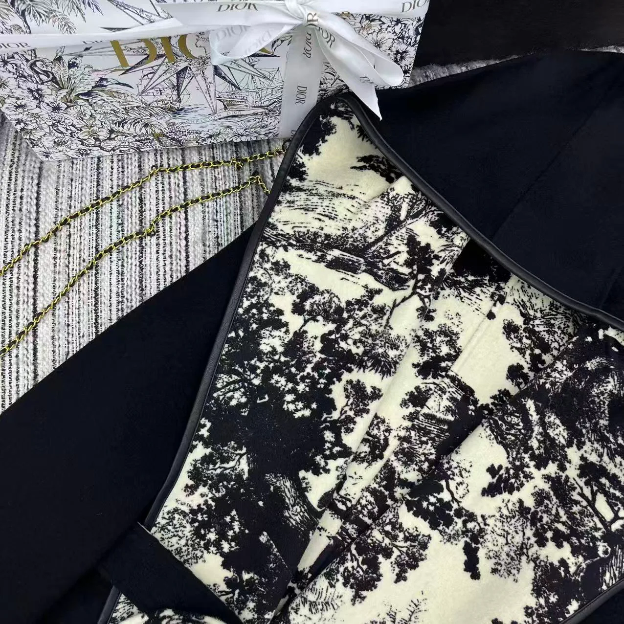 Пальто Женские Christian Dior 934093