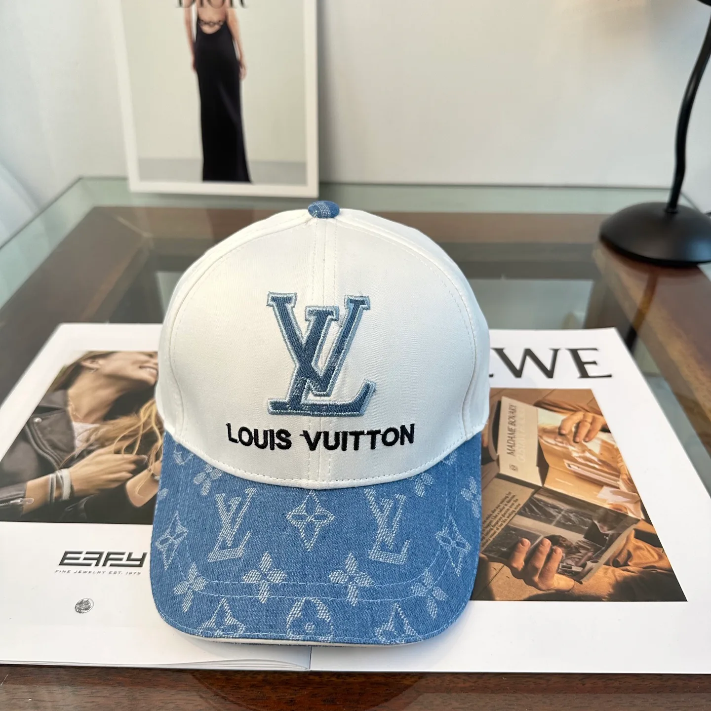 Головные Уборы Louis Vuitton 11689429