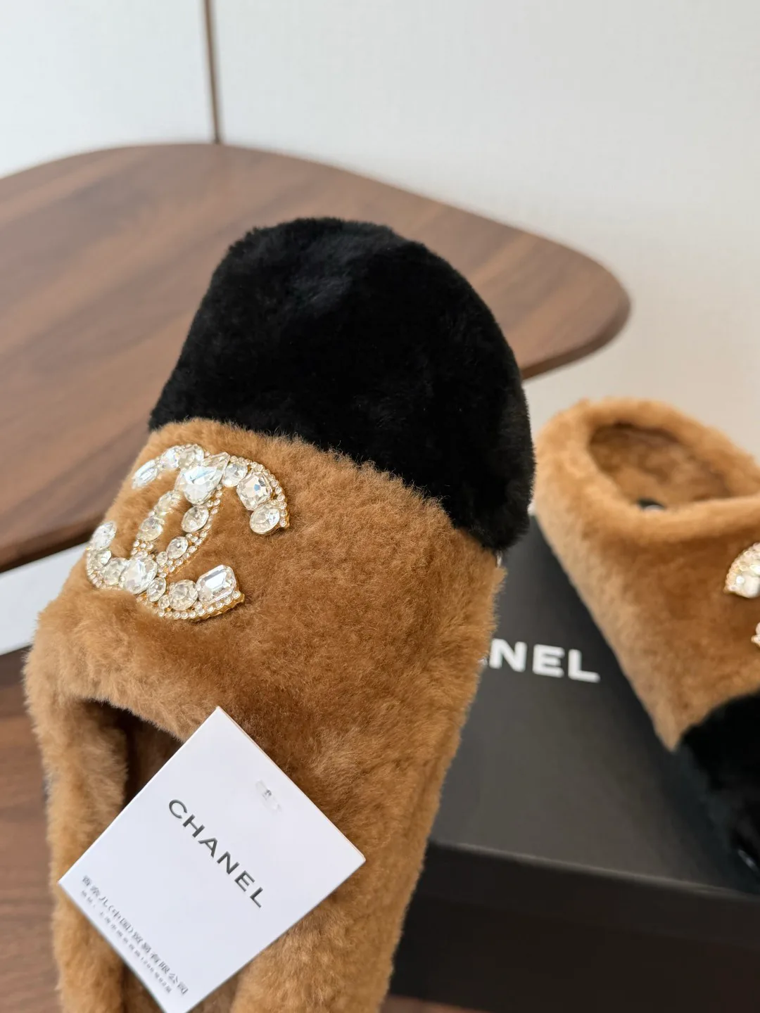 Тапочки Женские Chanel 19587122