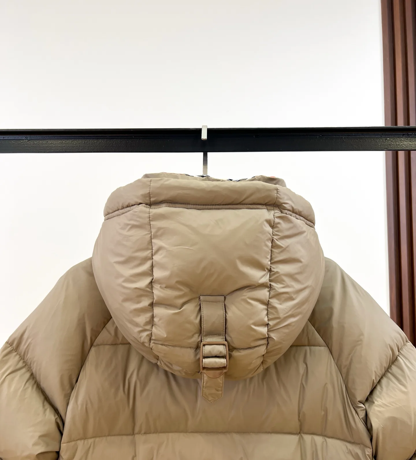 Куртки И Пуховики Женские Burberry 18820423