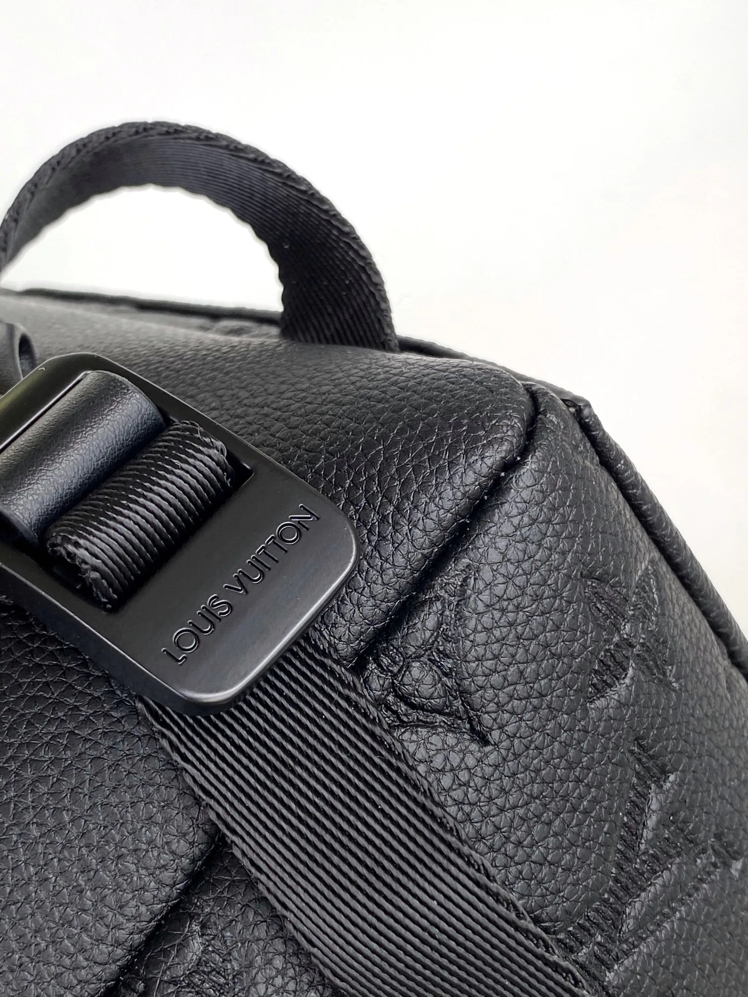 Рюкзаки Женские Louis Vuitton 13435264